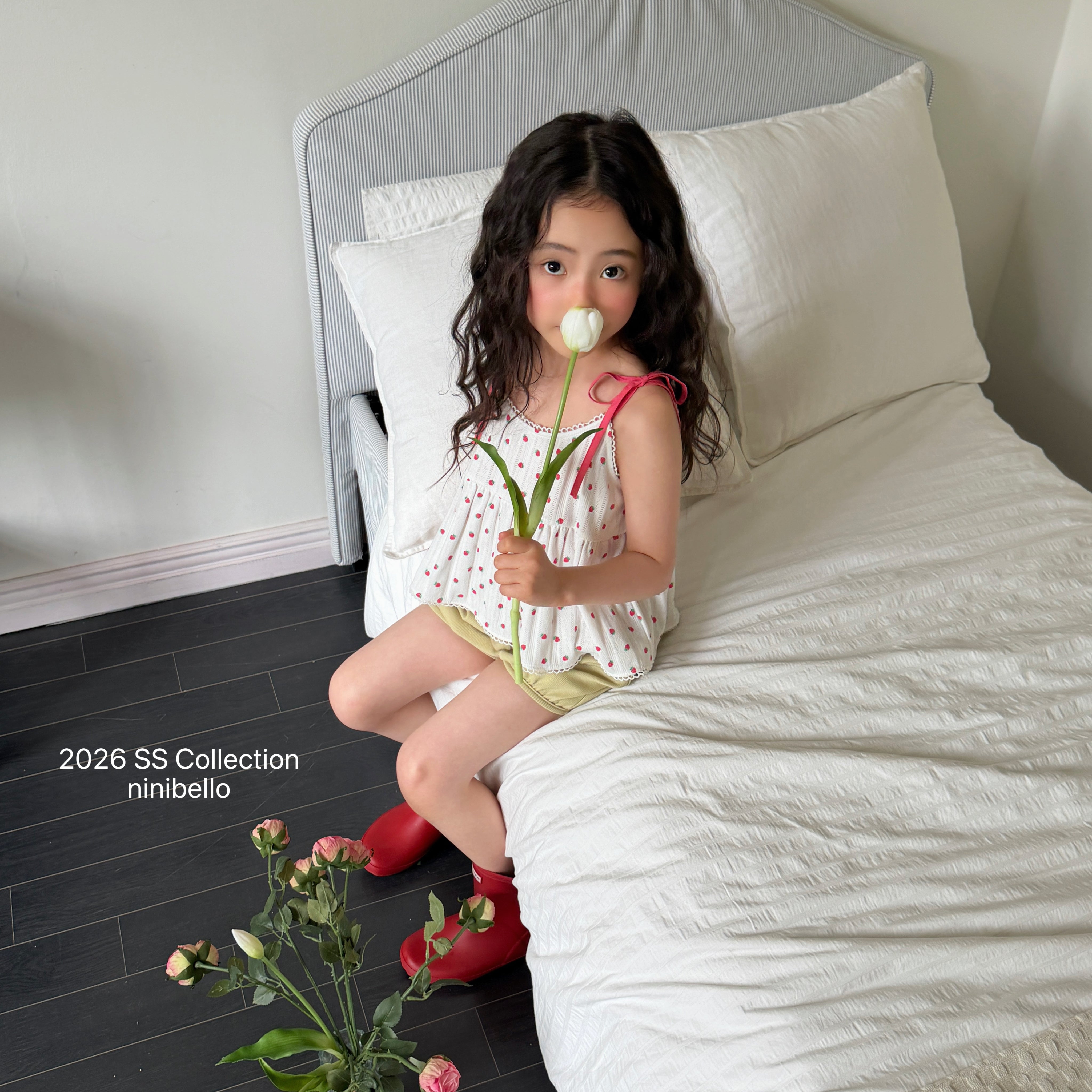 ［ninibello］Berry eyelet camisole blouse