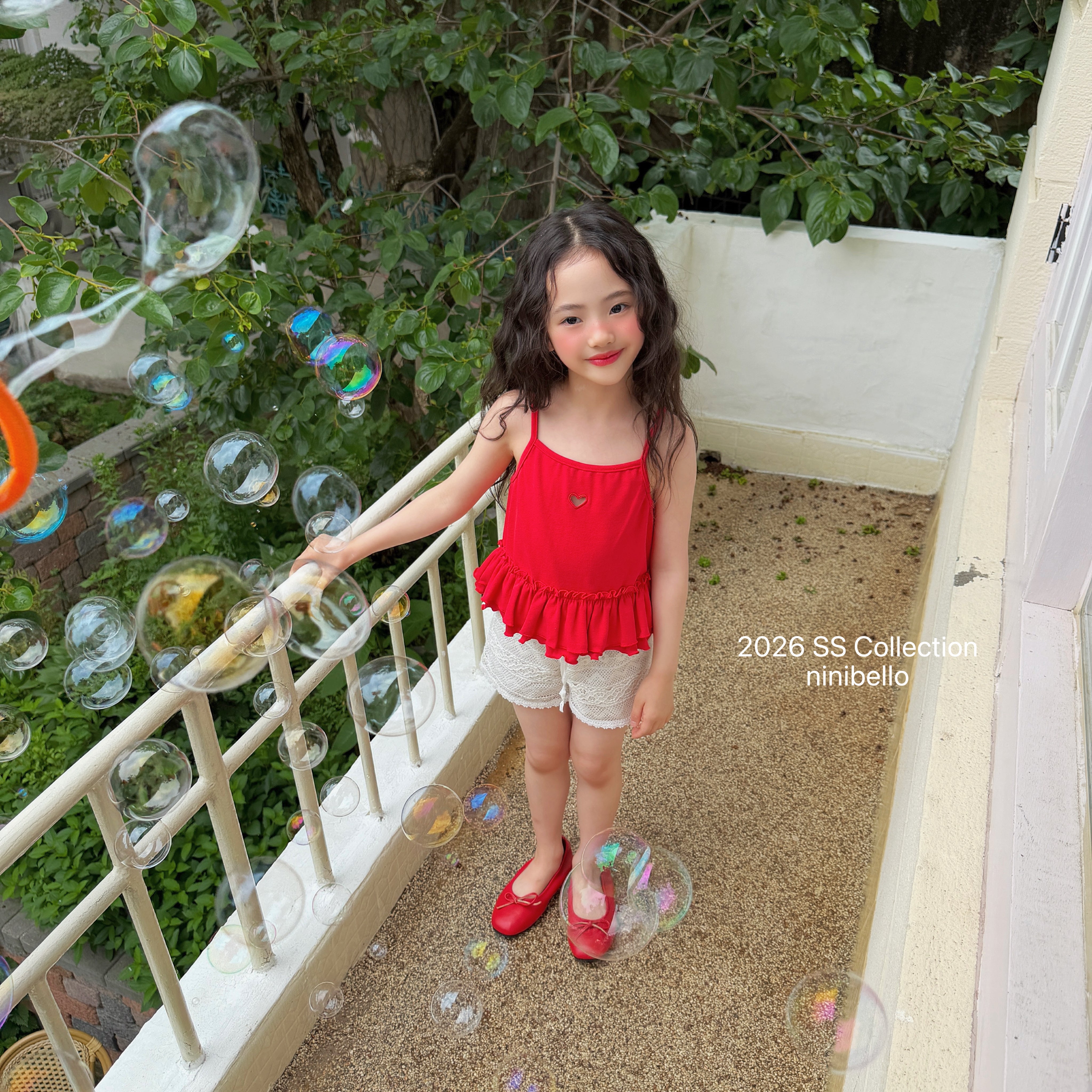 ［ninibello］Joy heart punching frill camisole
