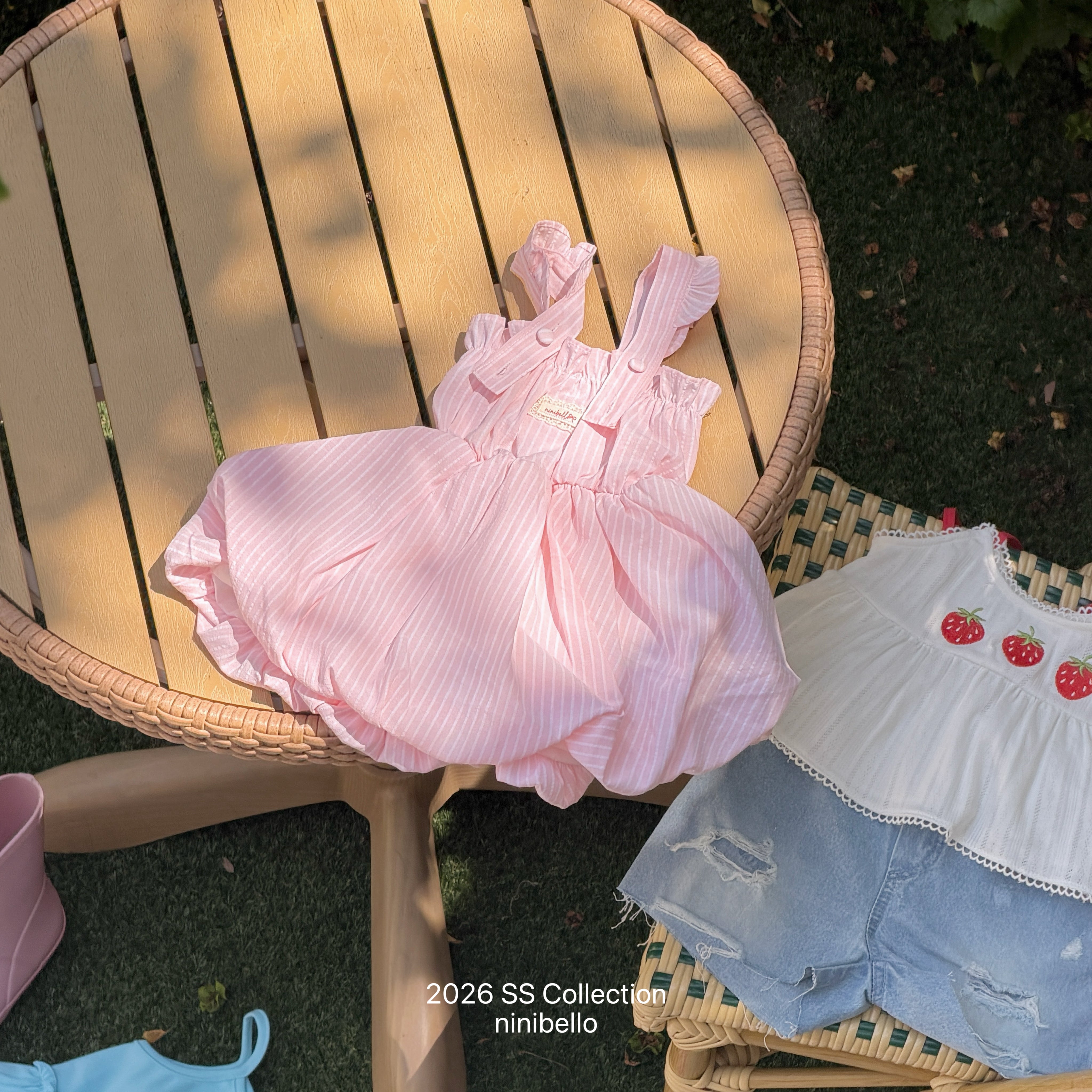 ［ninibello］Picnic overall one-piece