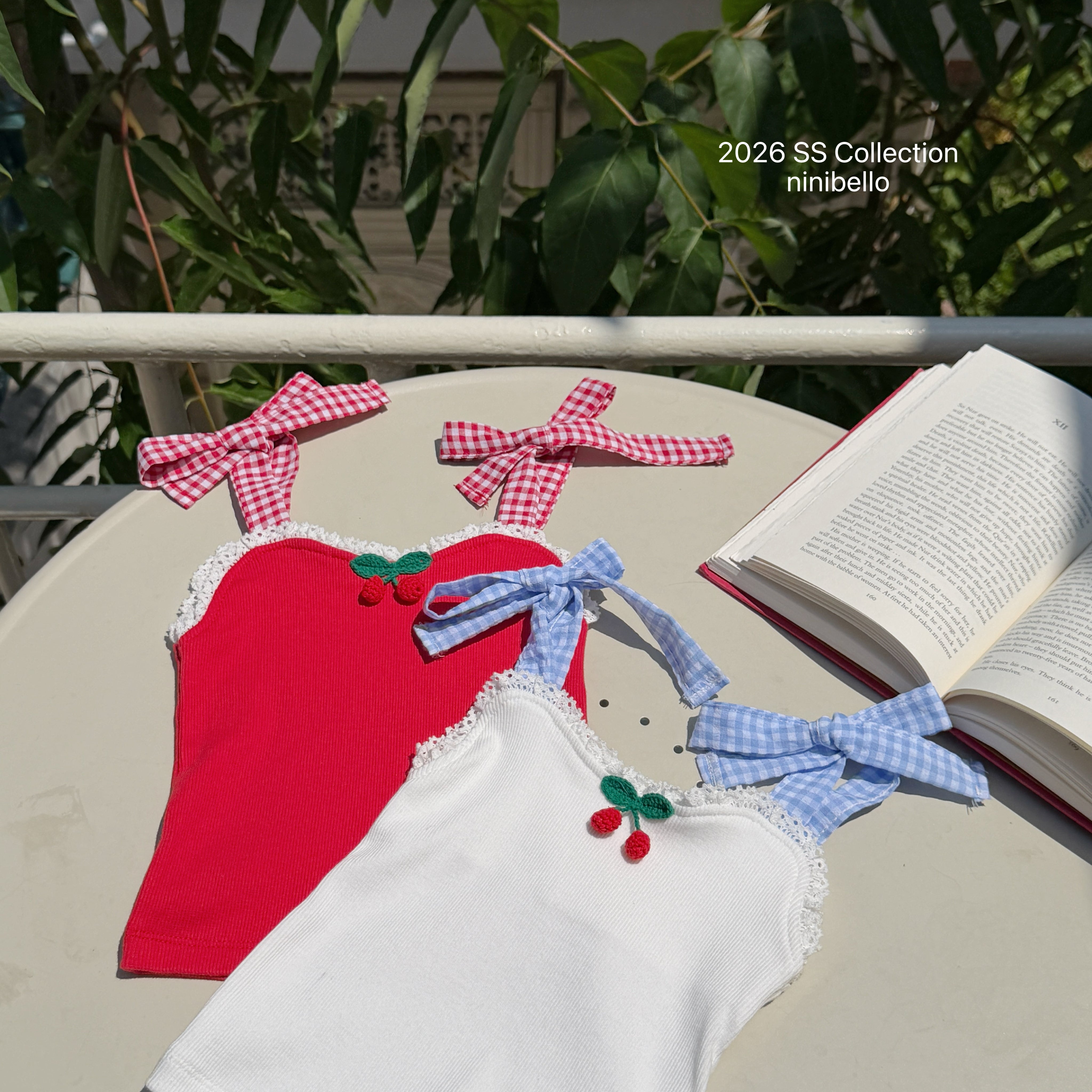 ［ninibello］Cherry bonbon camisole tops