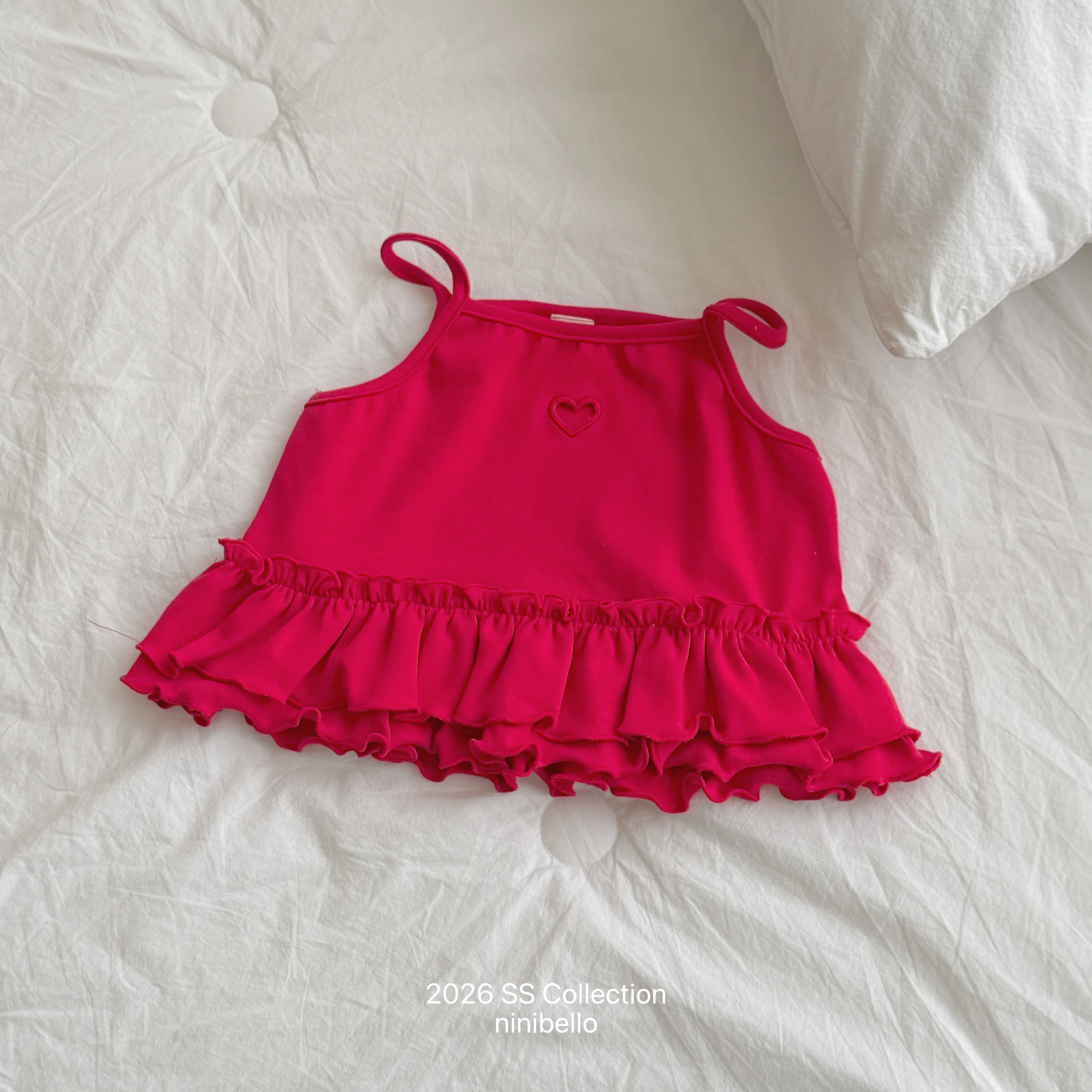 ［ninibello］Joy heart punching frill camisole