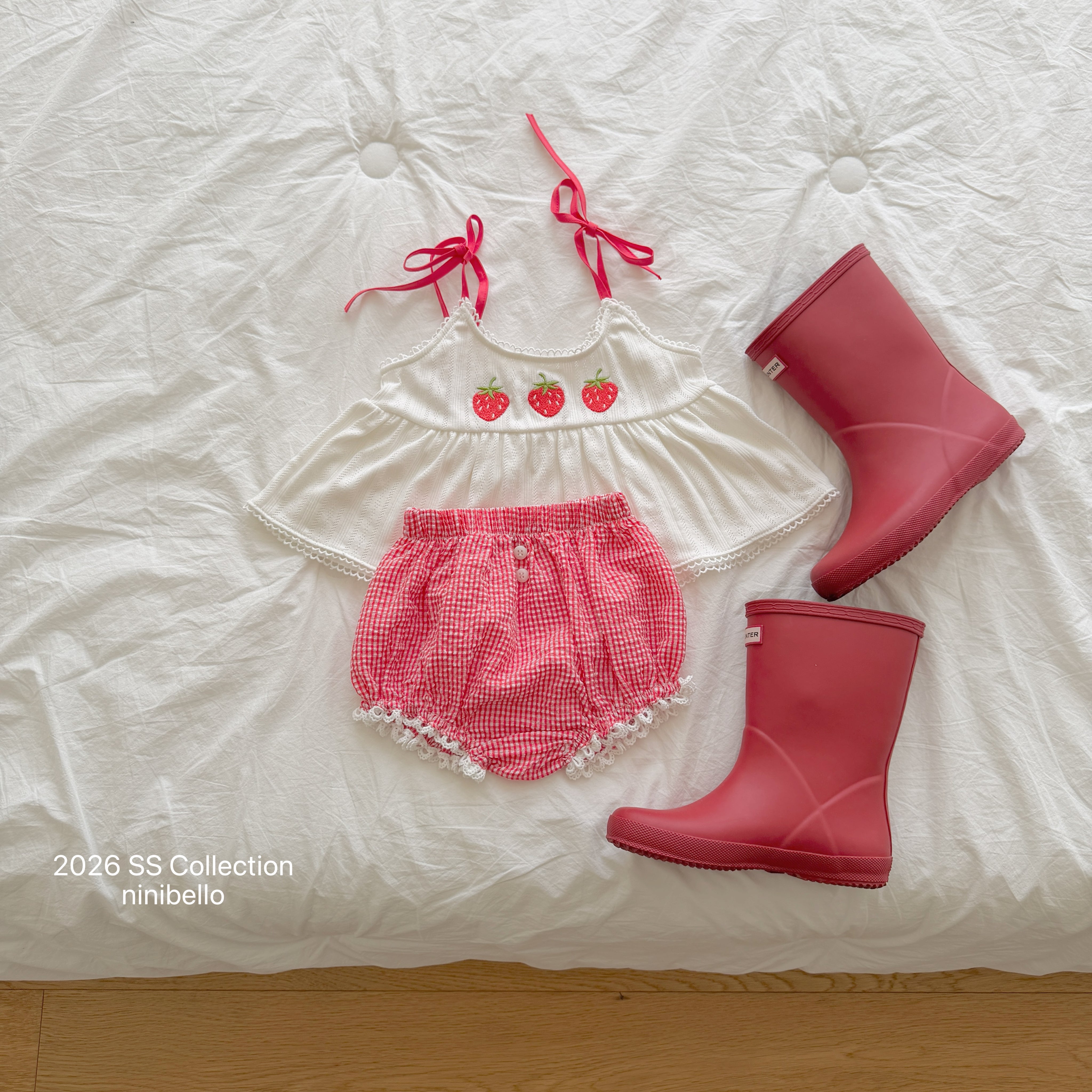 ［ninibello］Berry eyelet camisole blouse