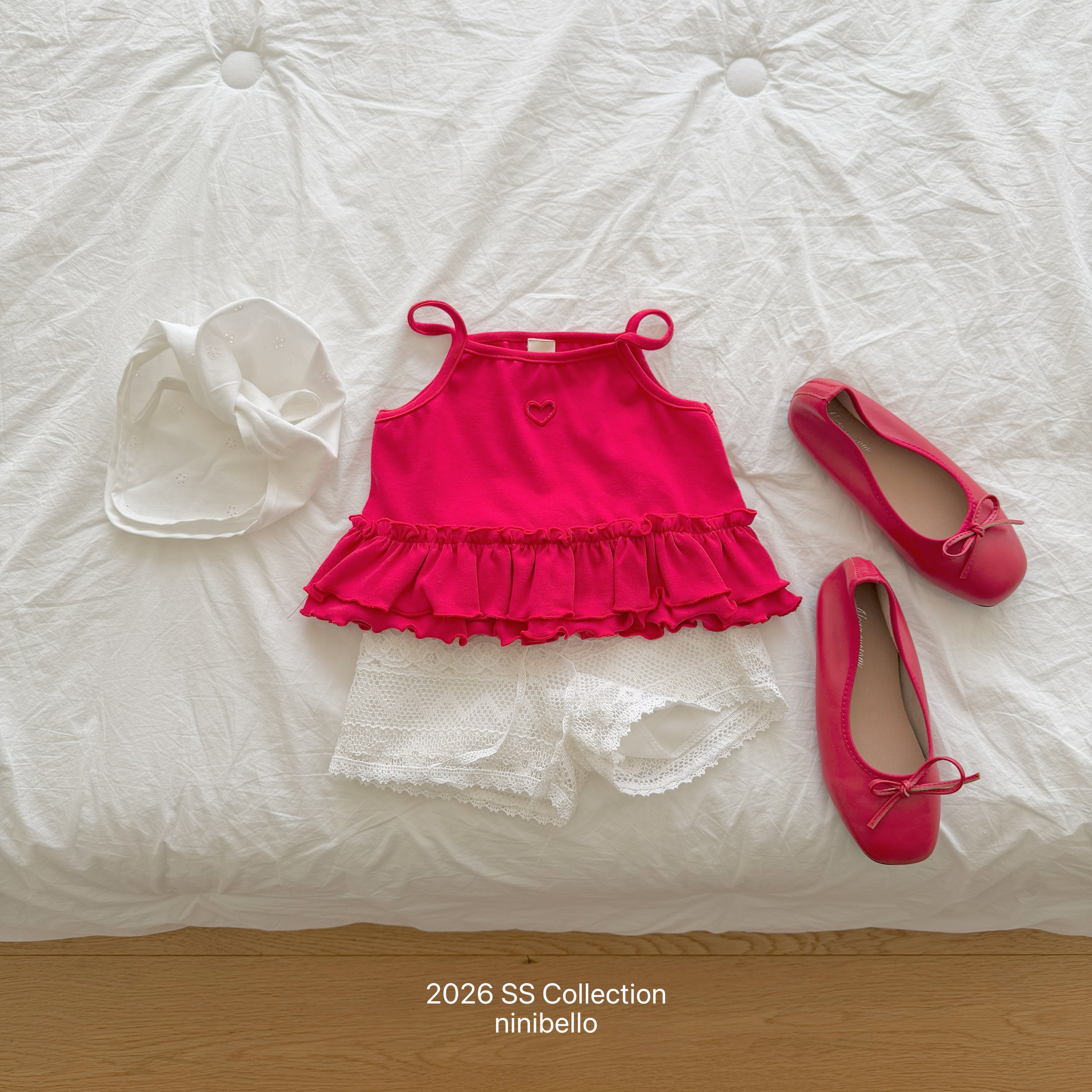 ［ninibello］Joy heart punching frill camisole