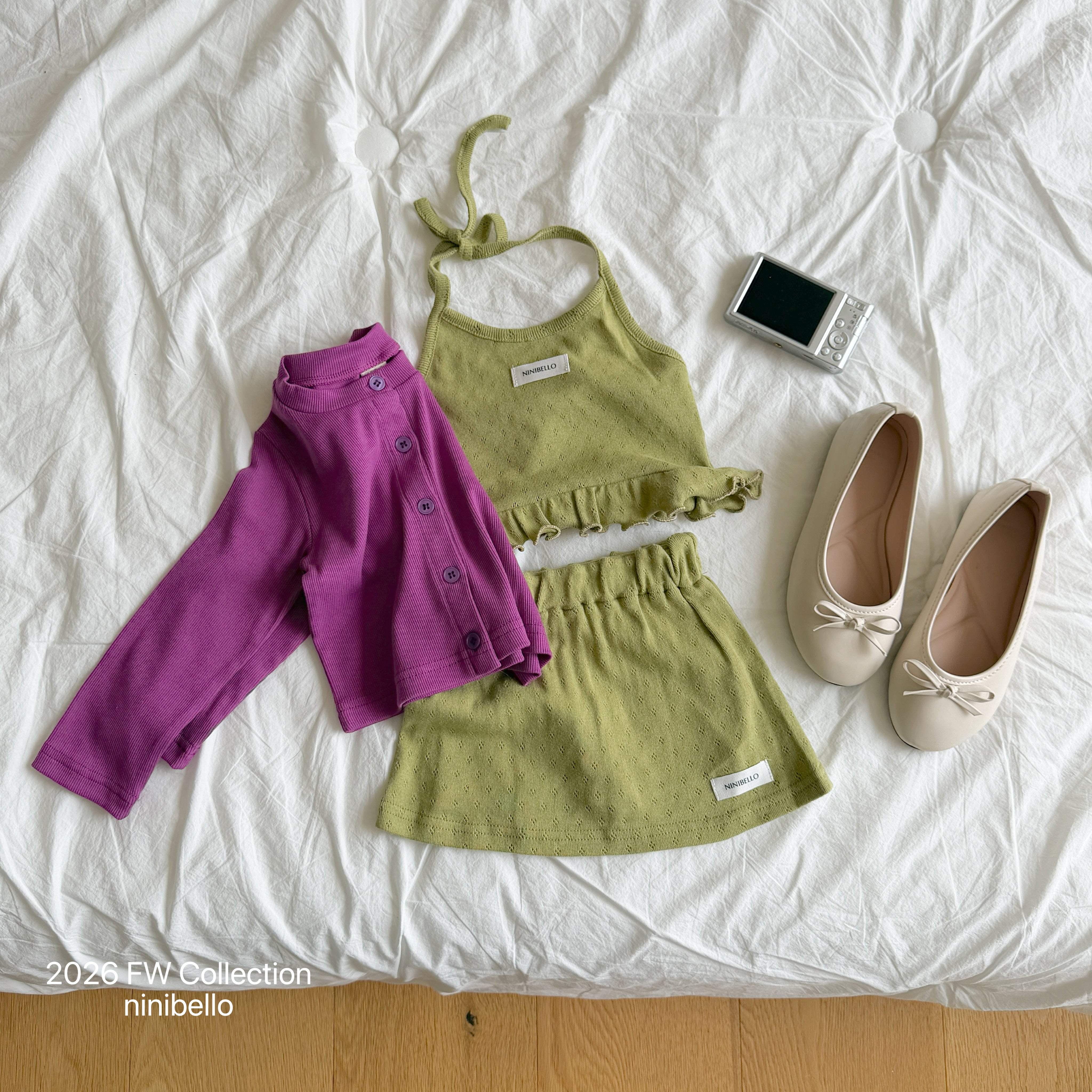 ［ninibello］Vivi eyelet holter neck tops