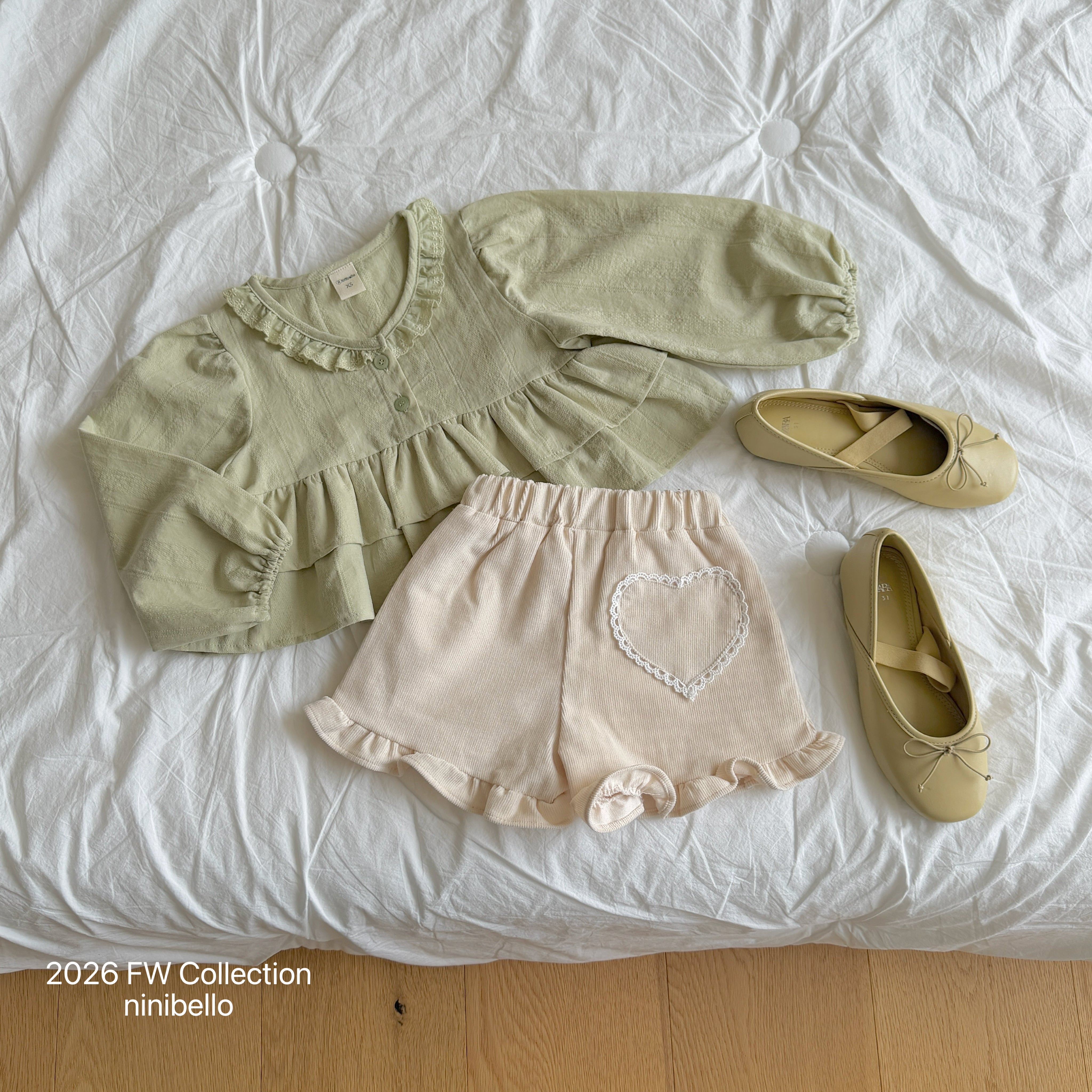 ［ninibello］Heart corduroy frill pants