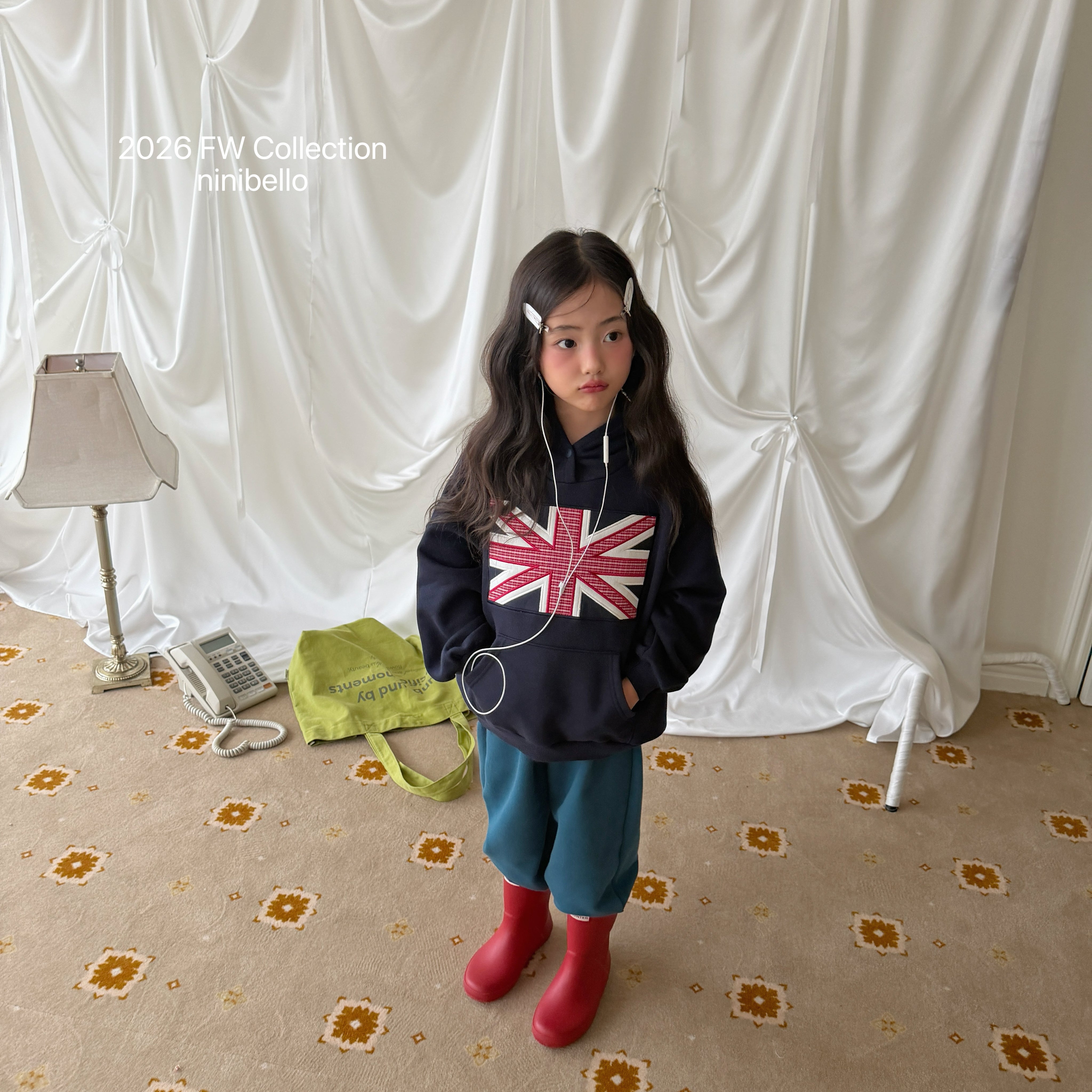 ［ninibello］London patch hoodie