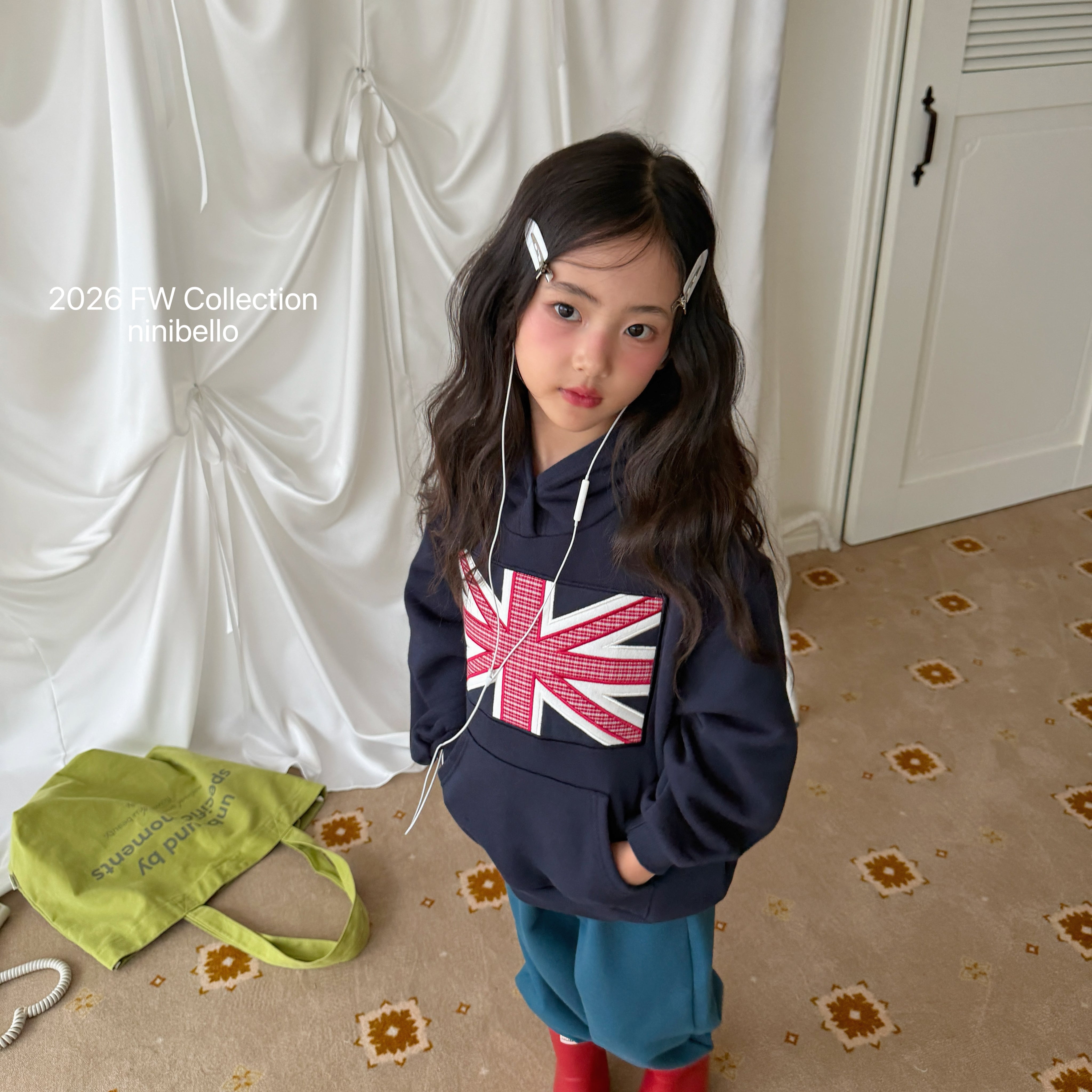 ［ninibello］London patch hoodie