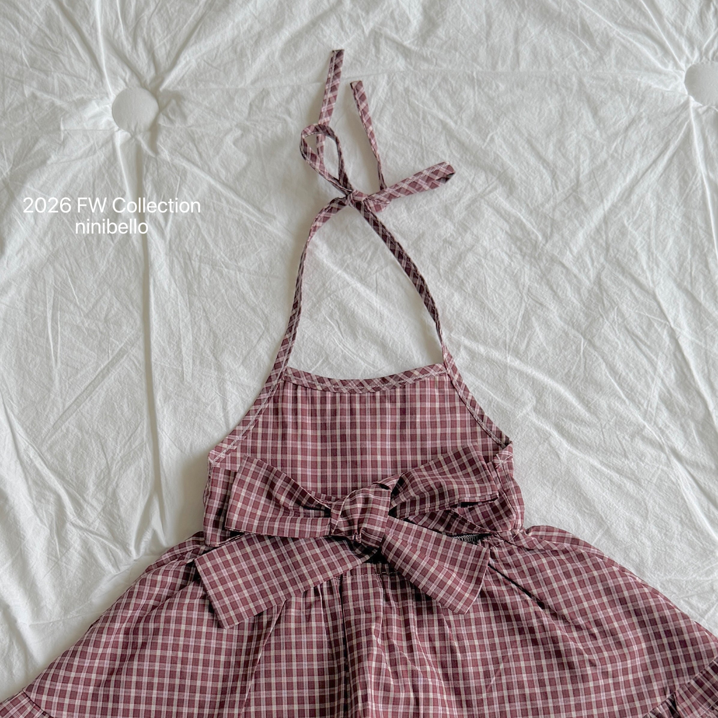［ninibello］Hazel apron one-piece
