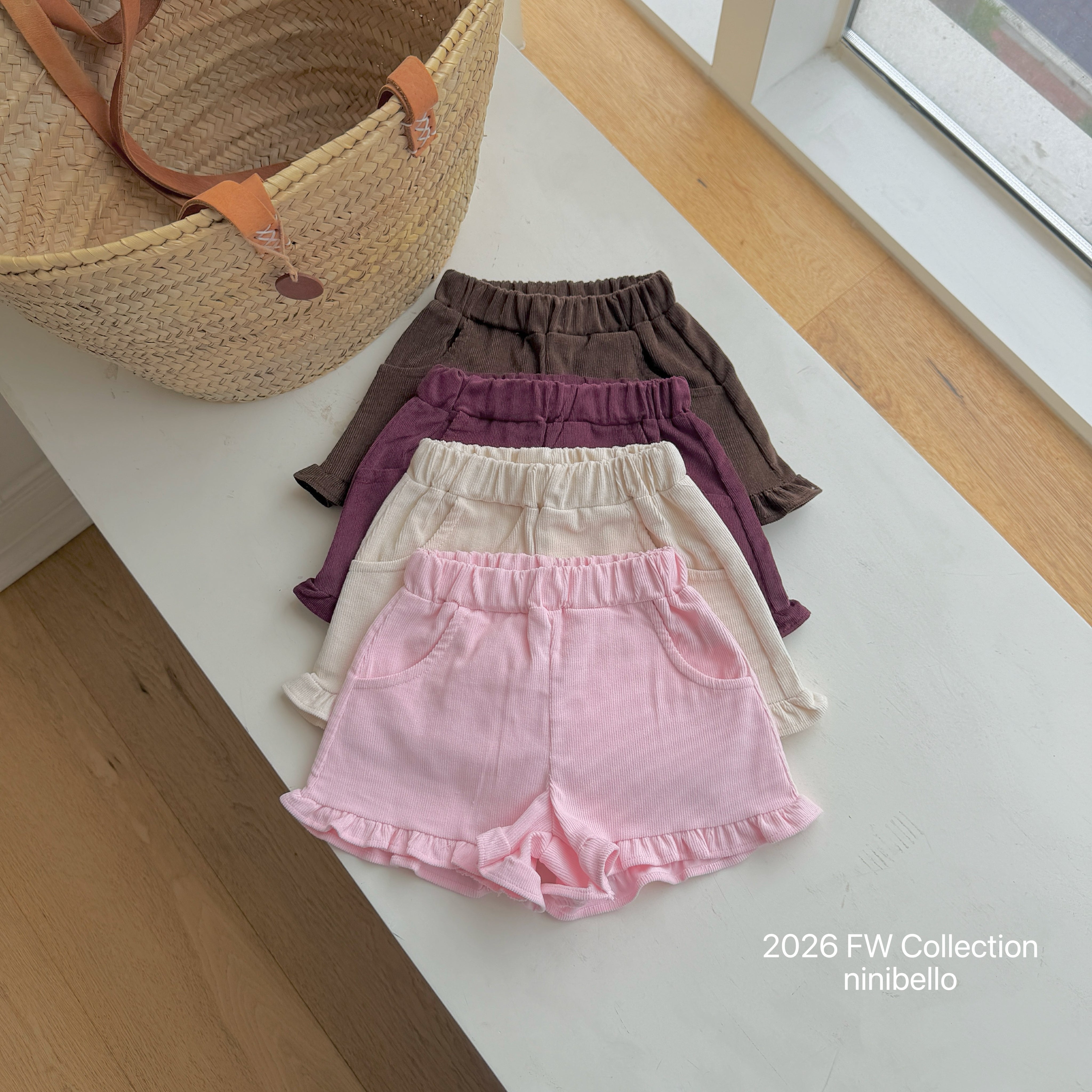 ［ninibello］Heart corduroy frill pants