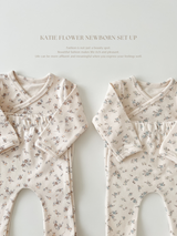 Katie flower newborn set up