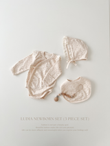 Ludia flower newborn suit