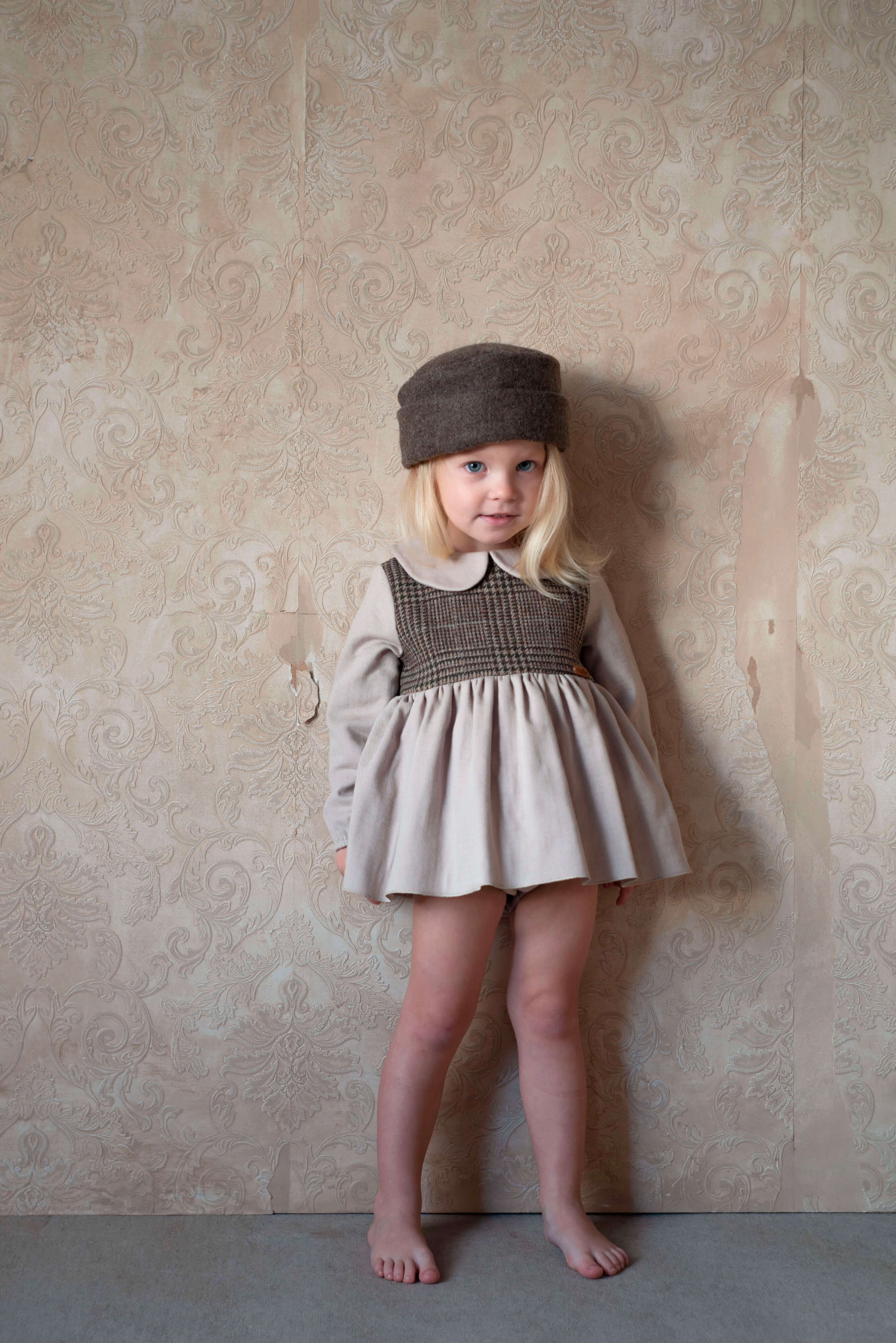 ［Popelin］Romper suit with skirt and baby collar / Mod.1.3 Sand