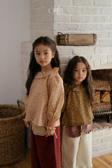 [OREN] Rivka frill blouse