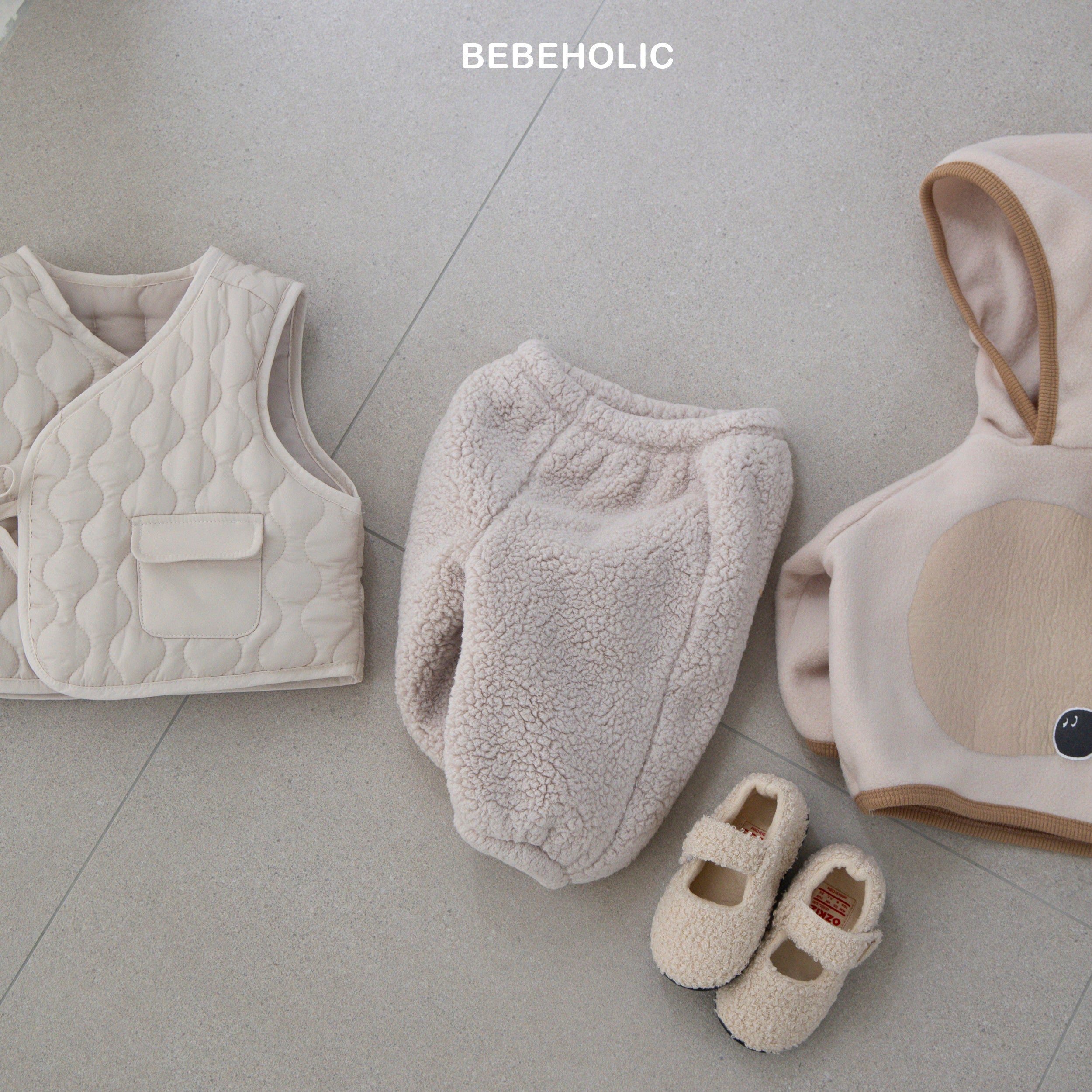 ［bebe holic］Quilting vest