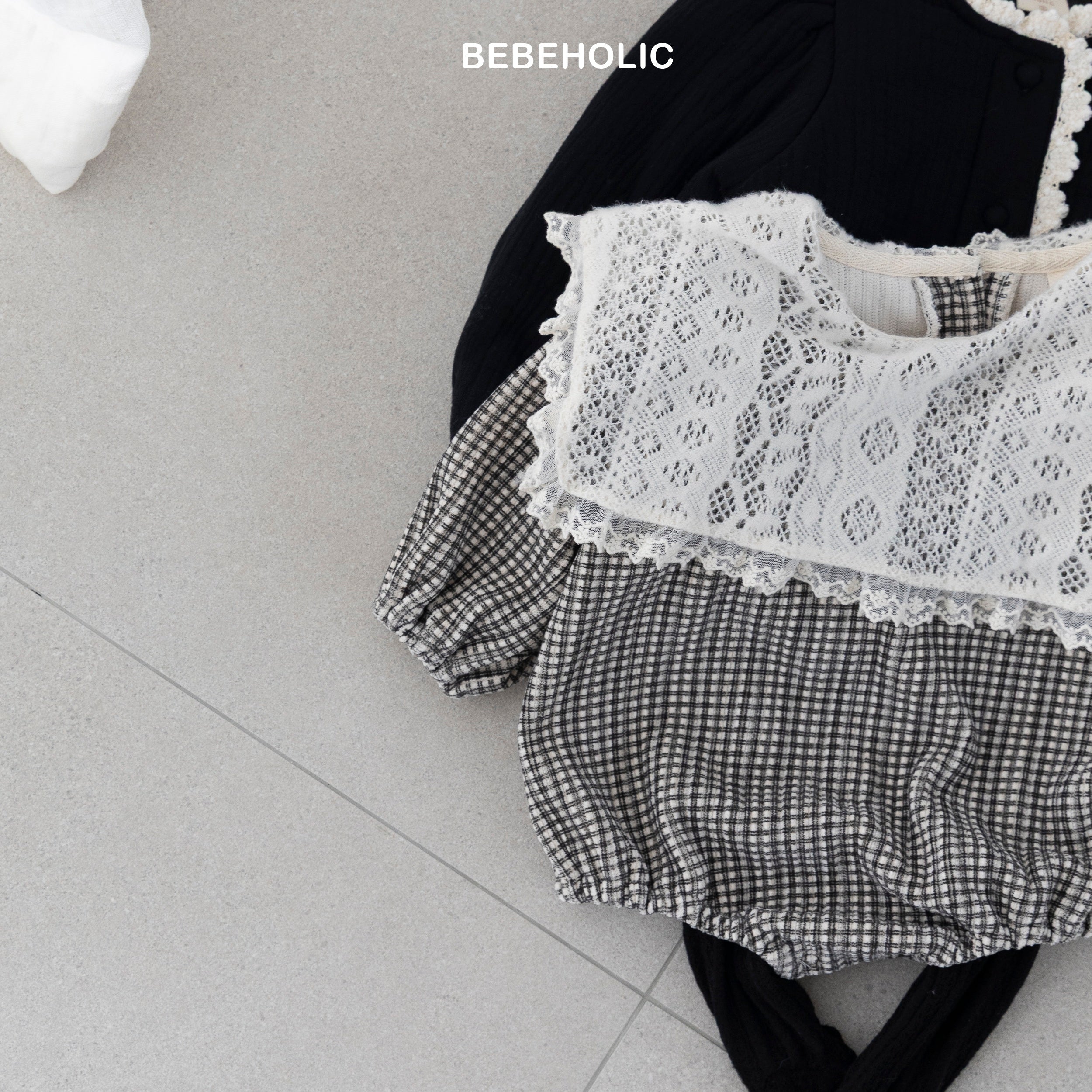 ［bebe holic］Hazel rompers