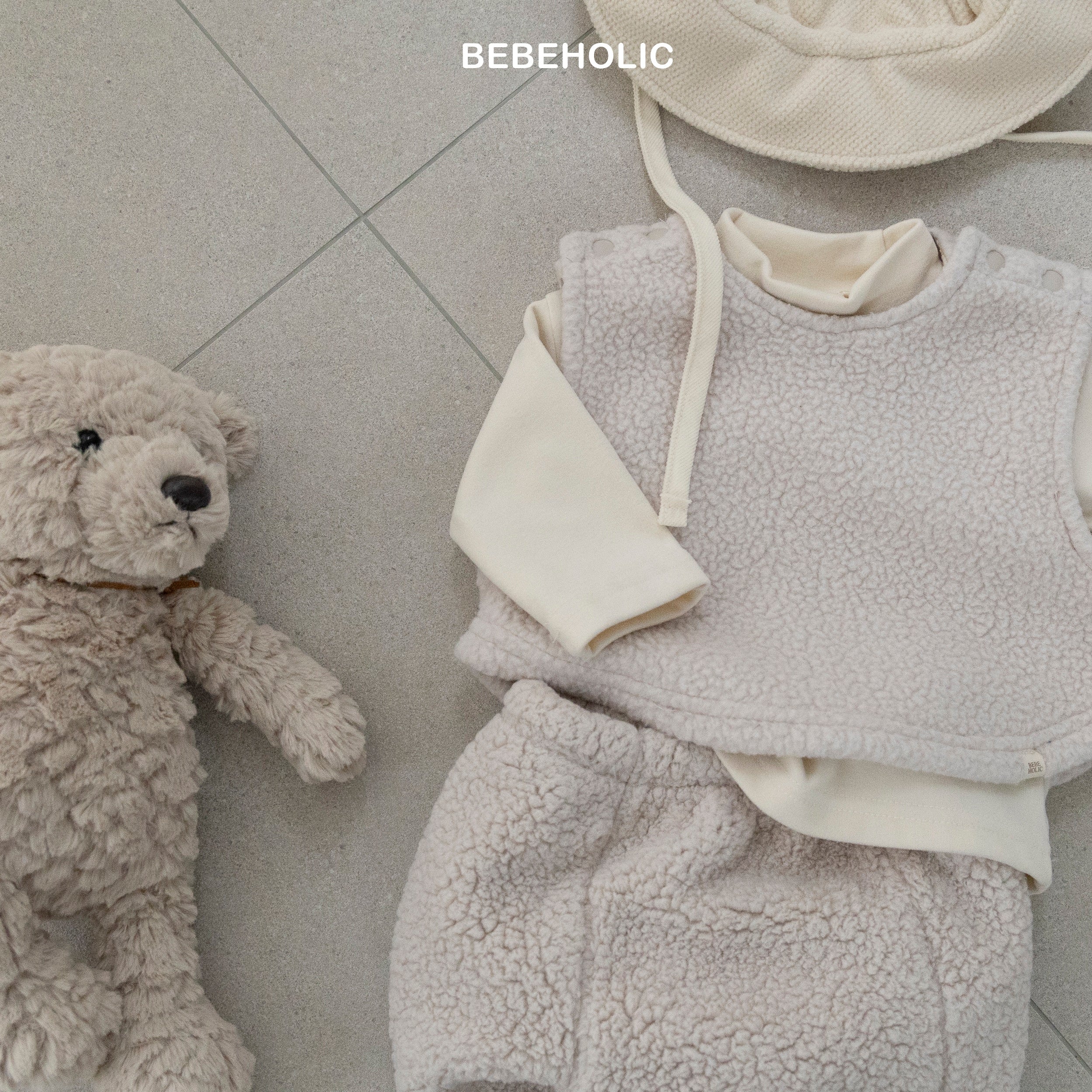 ［bebe holic］Smile halfneck tops