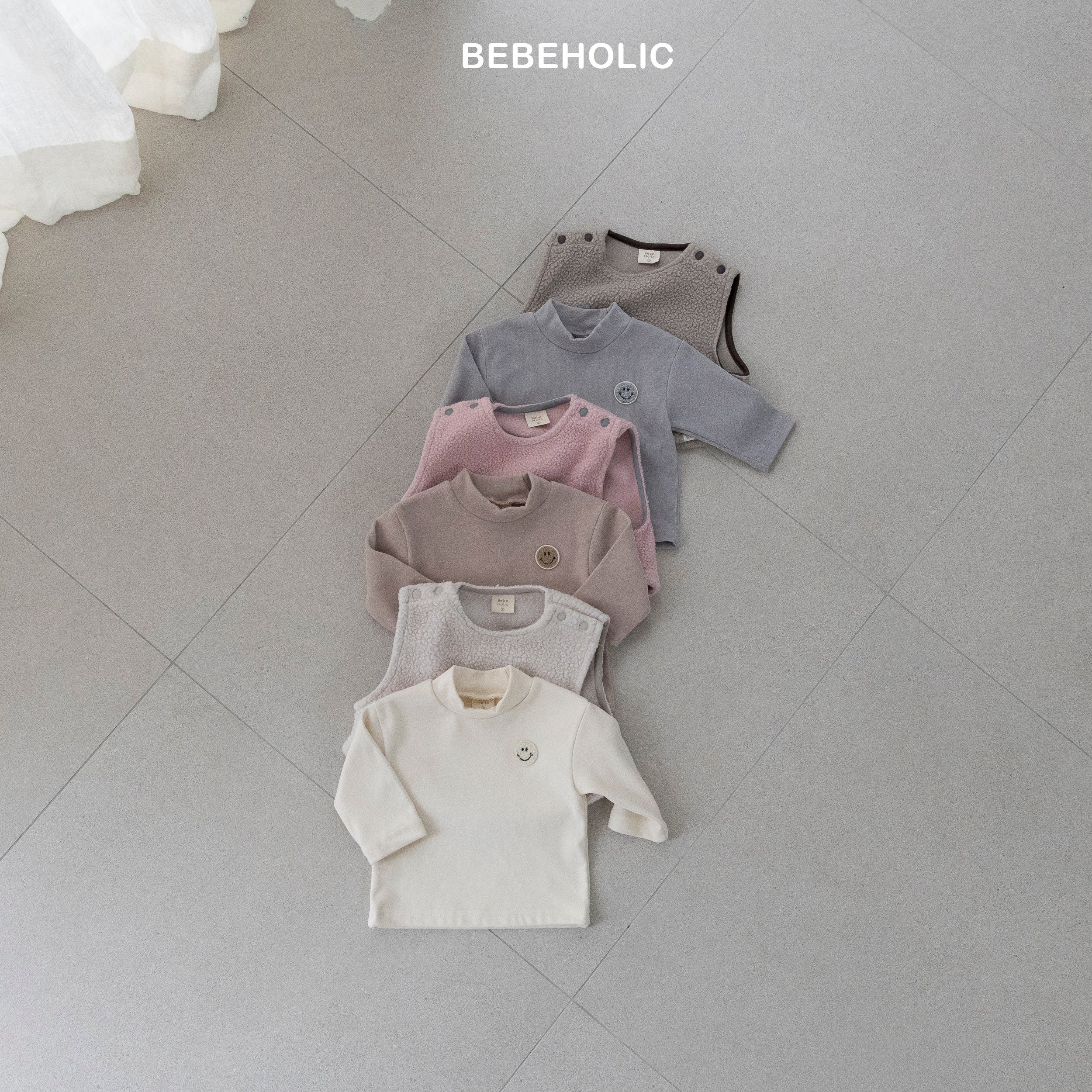 ［bebe holic］Smile halfneck tops