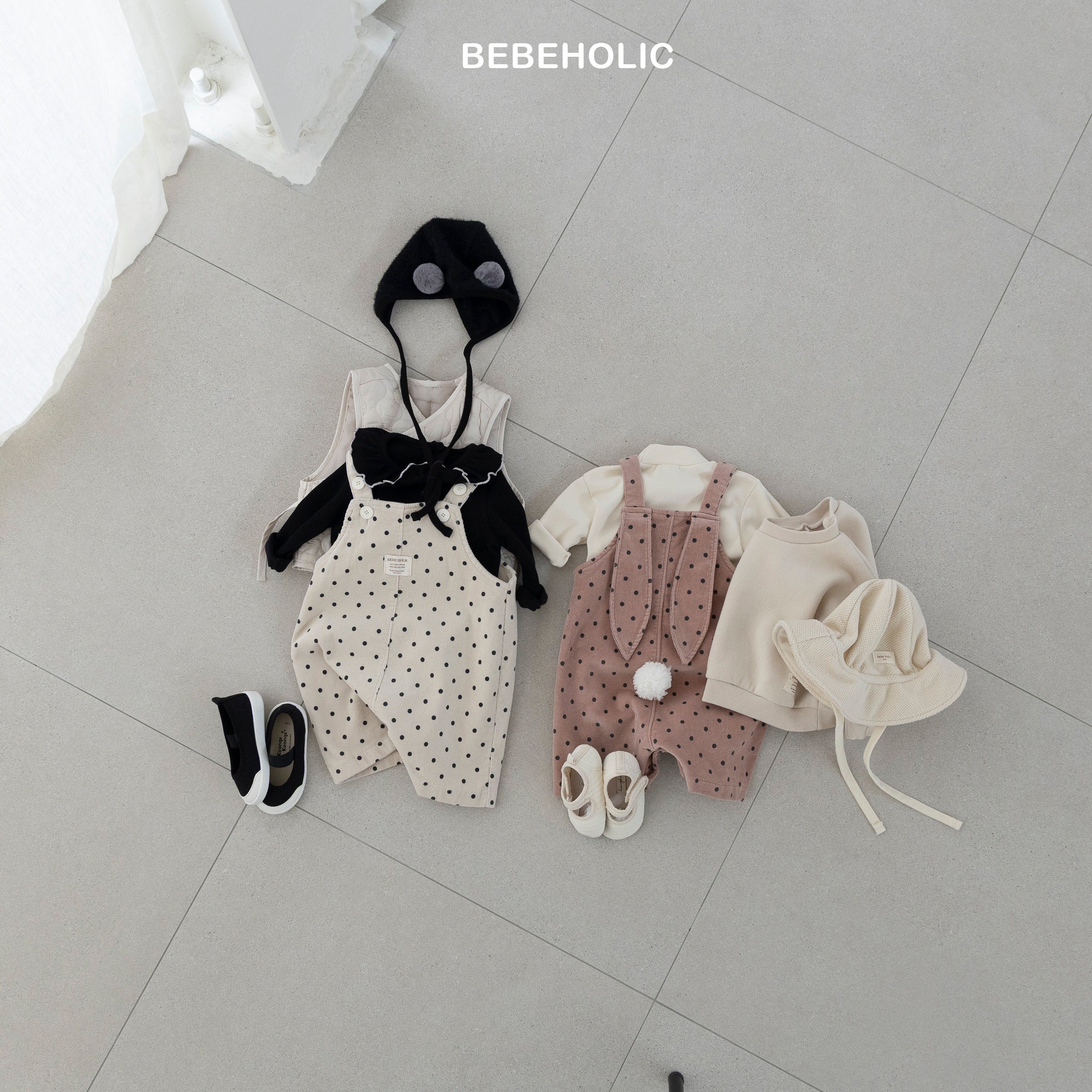 ［bebe holic］Rabbit suspender suit