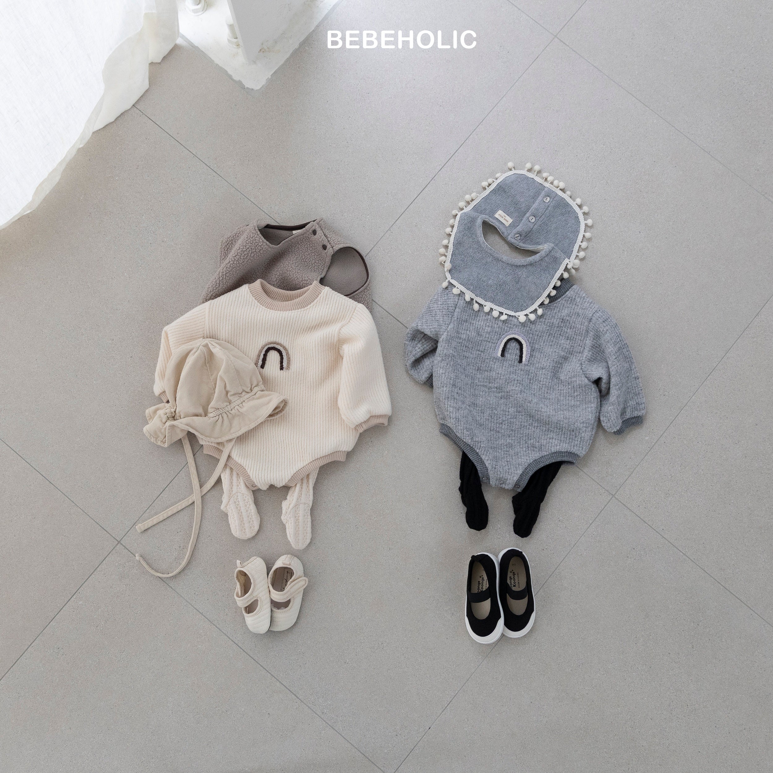 ［bebe holic］Rainbow rompers