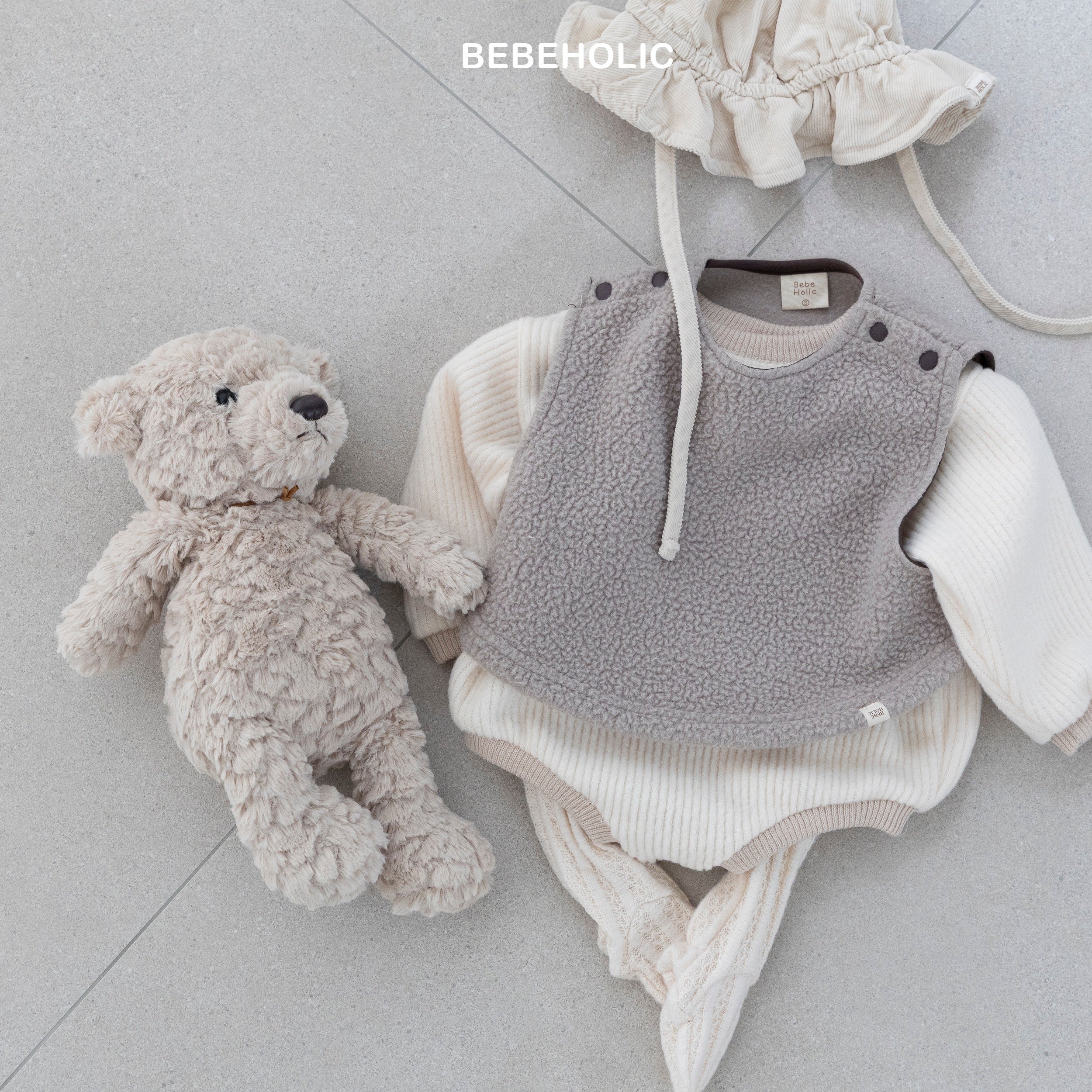 ［bebe holic］Rainbow rompers