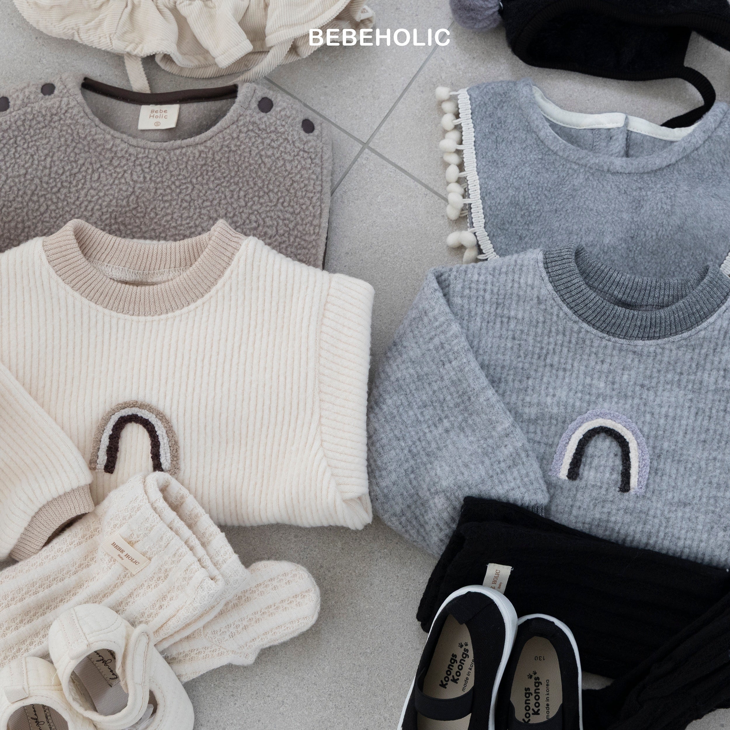 ［bebe holic］Rainbow rompers