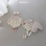 ［bebe holic］Via apron frill rompers