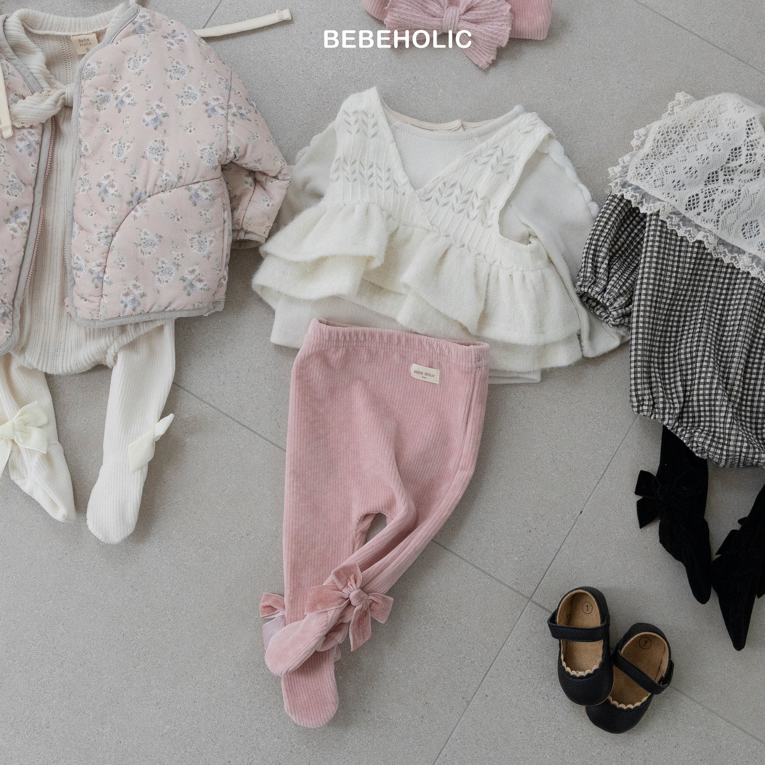 ［bebe holic］Ribbon foot leggings