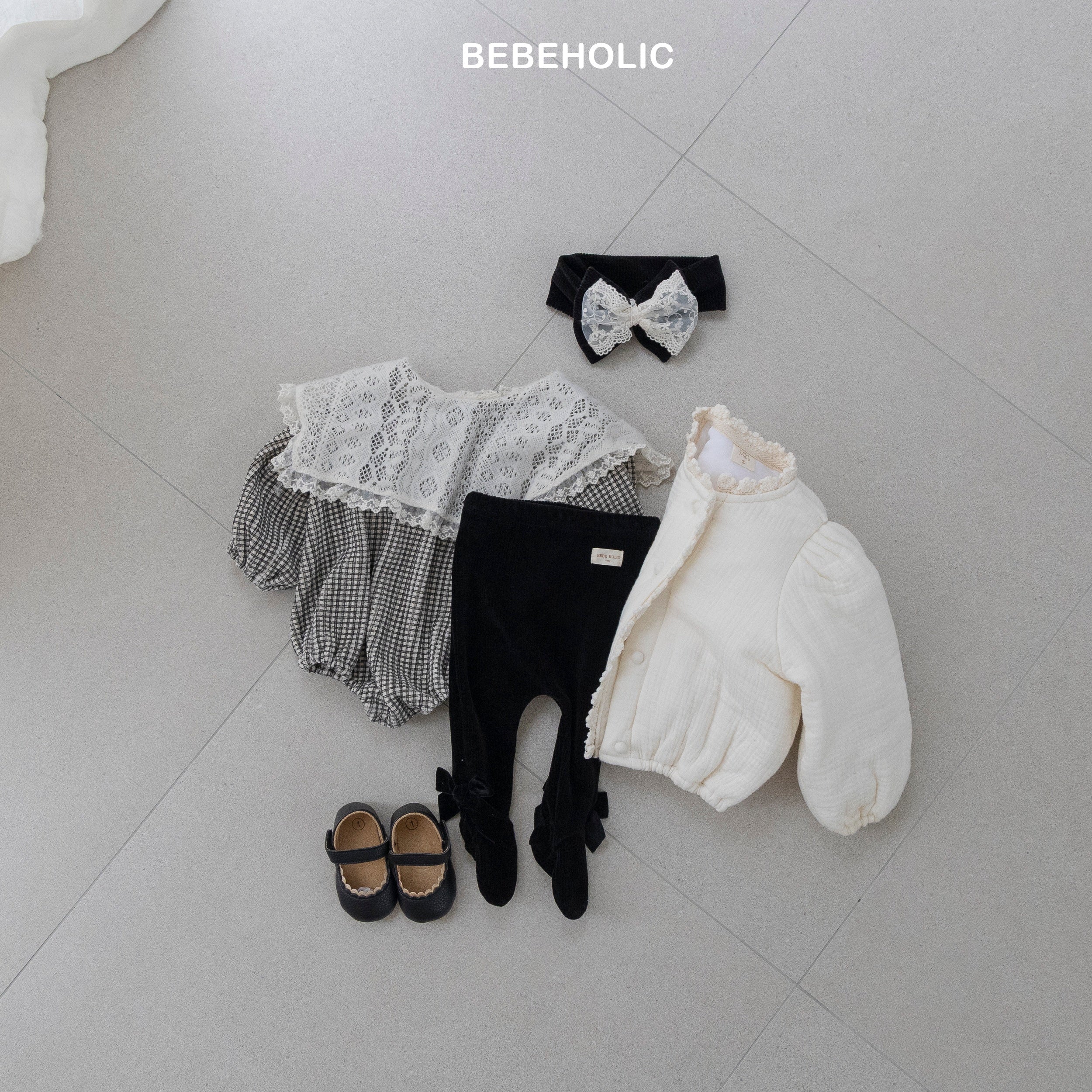 ［bebe holic］Ribbon foot leggings