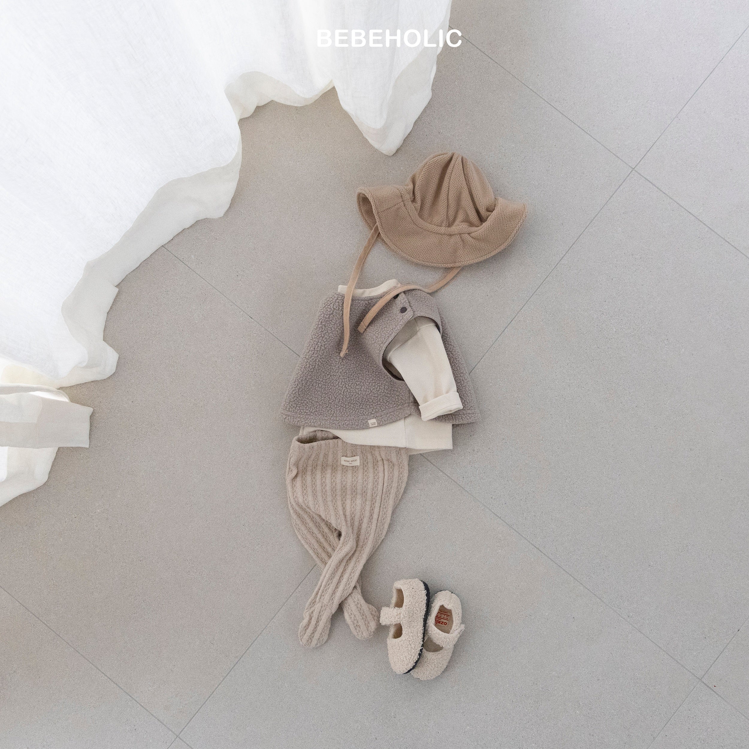 ［bebe holic］Leder foot leggings