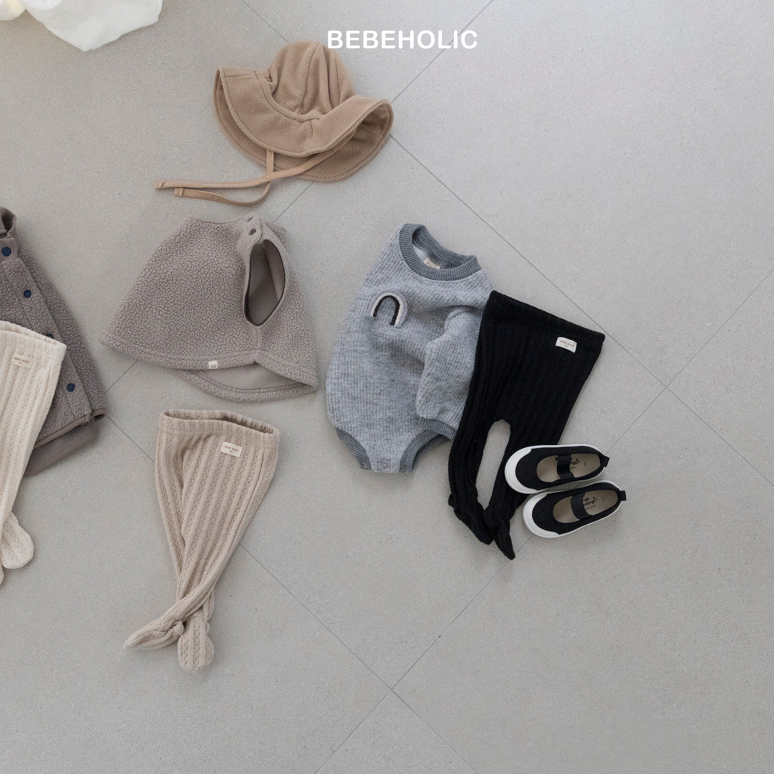 ［bebe holic］Leder foot leggings