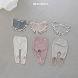 ［bebe holic］Pompom bib