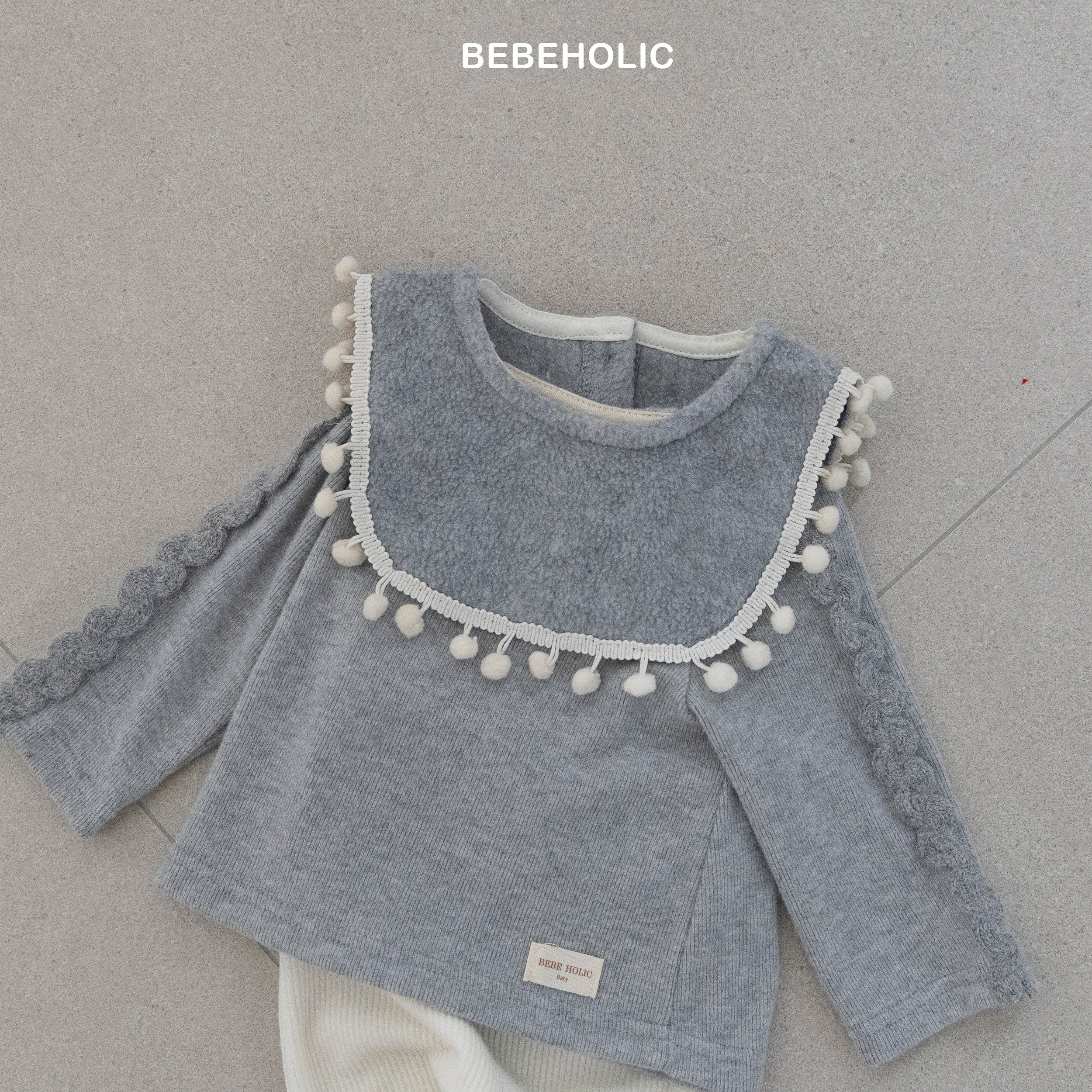 ［bebe holic］Pompom bib