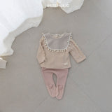 ［bebe holic］Pompom bib