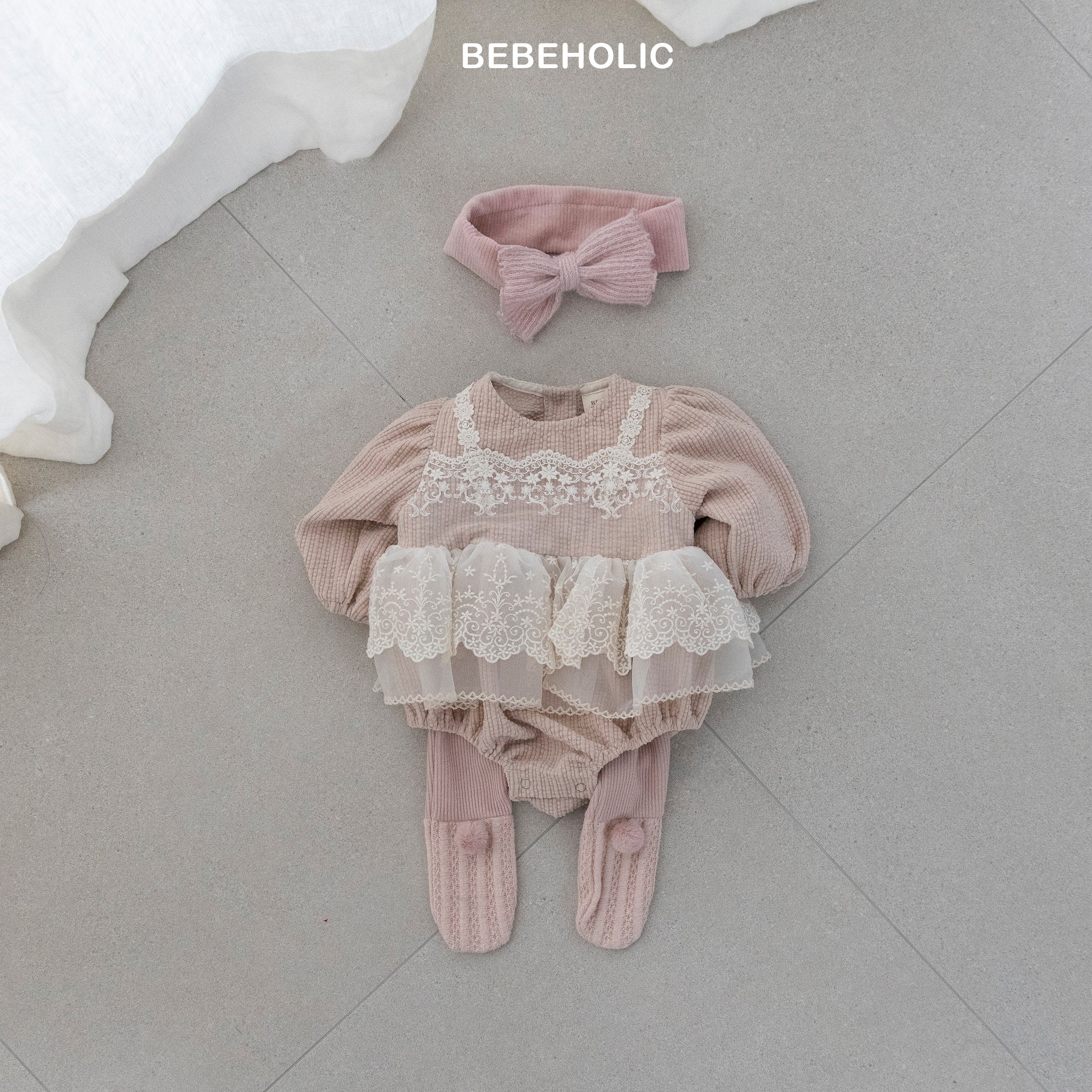 ［bebe holic］Pompom foot leggings