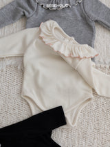 ［bebe holic］Diana ruffle rompers