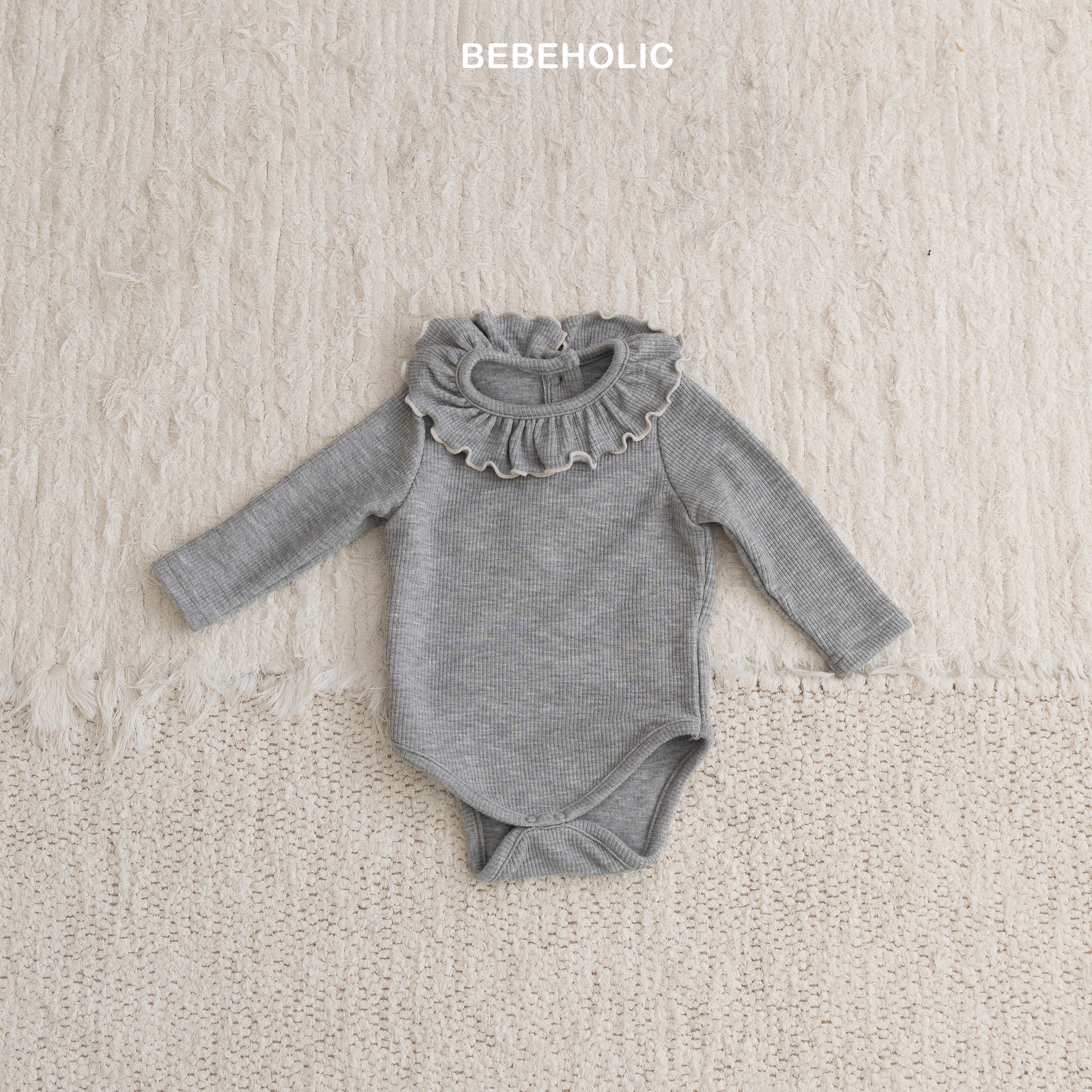 ［bebe holic］Diana ruffle rompers