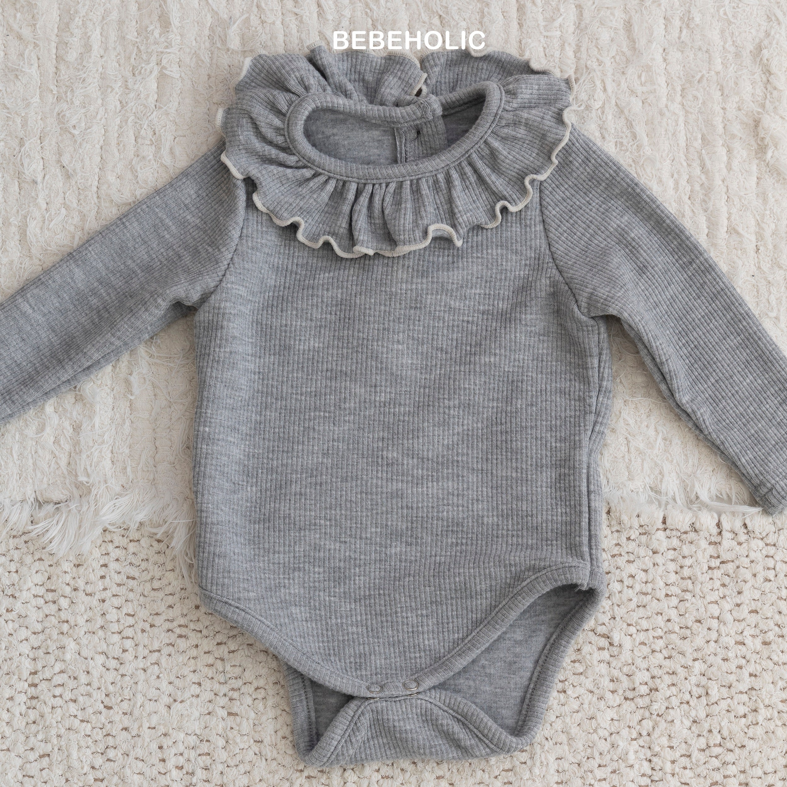 ［bebe holic］Diana ruffle rompers