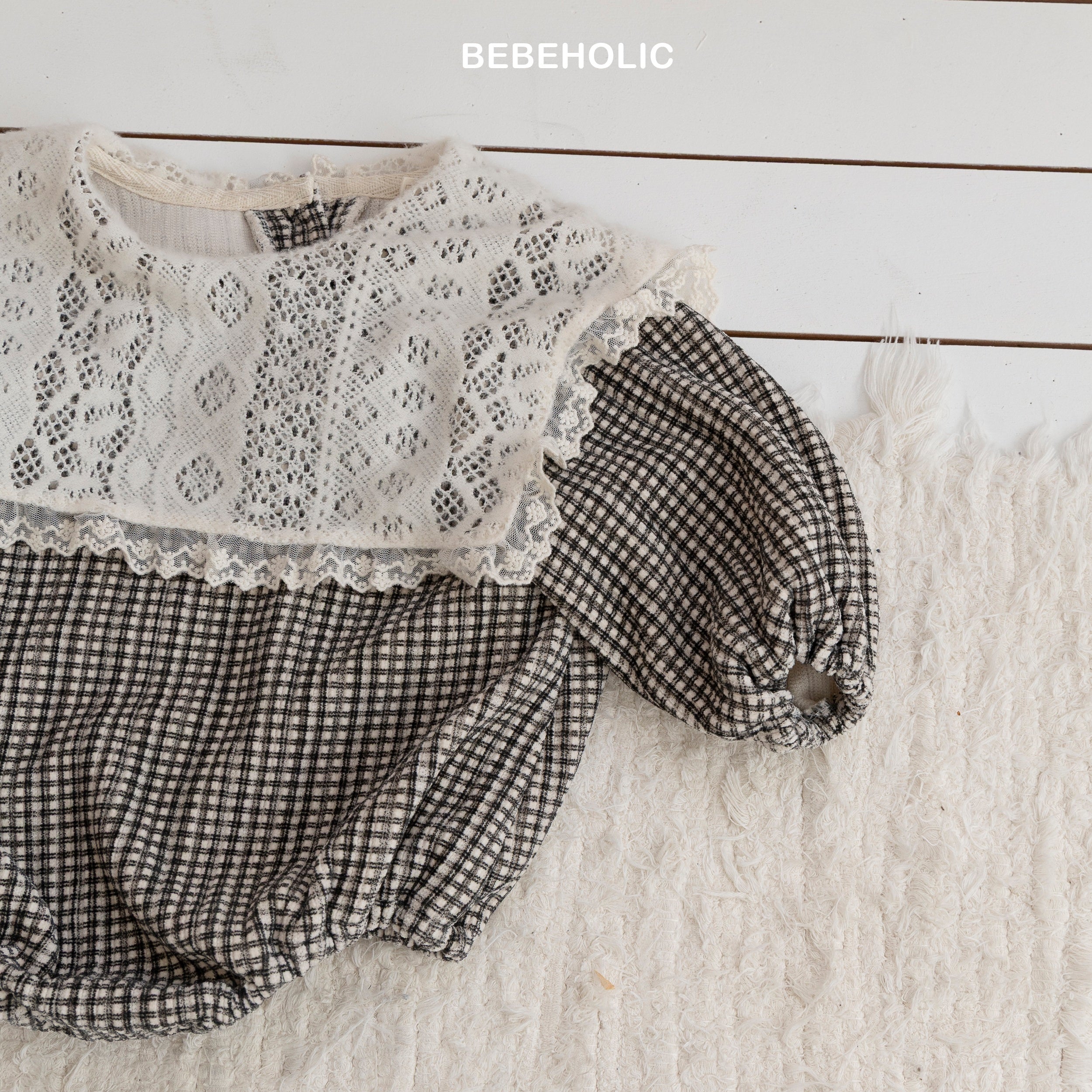 ［bebe holic］Hazel rompers