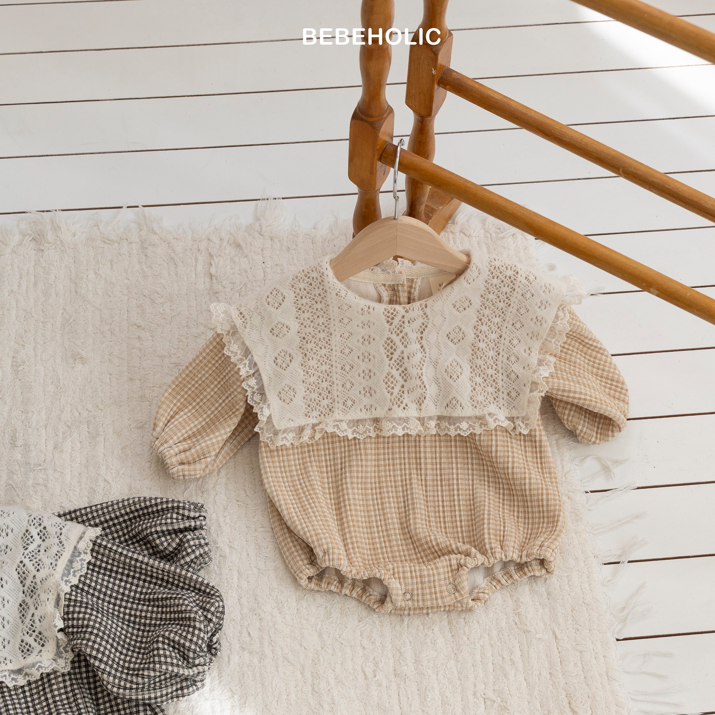 ［bebe holic］Hazel rompers