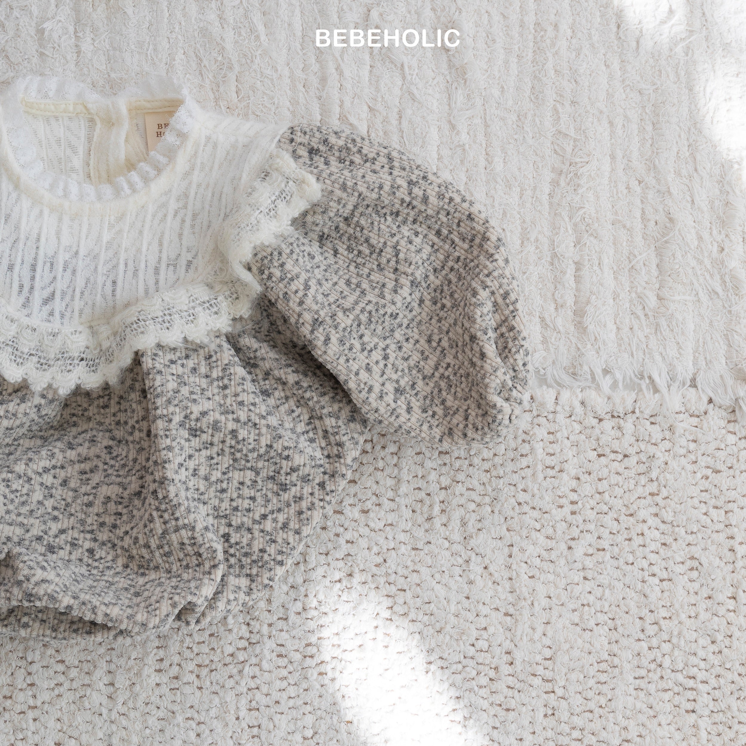 ［bebe holic］Sellia lace rompers