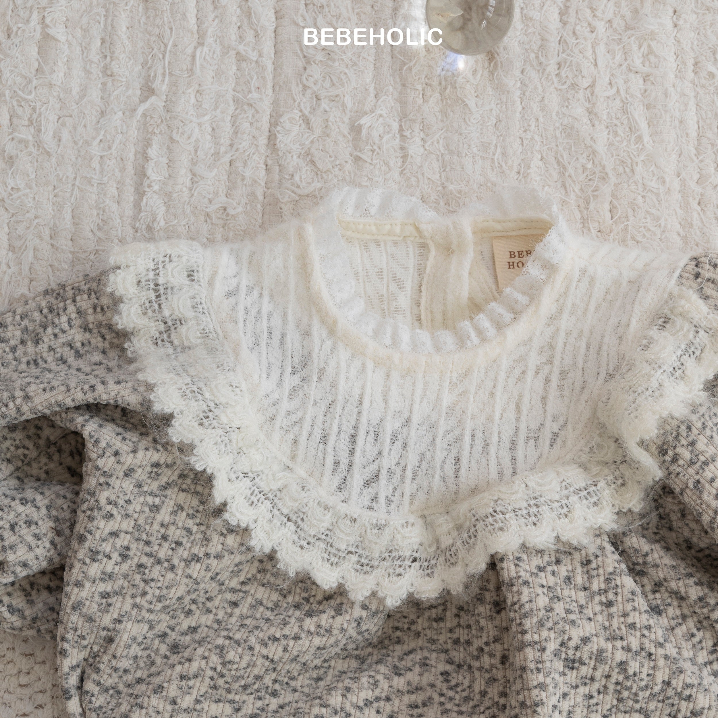 ［bebe holic］Sellia lace rompers