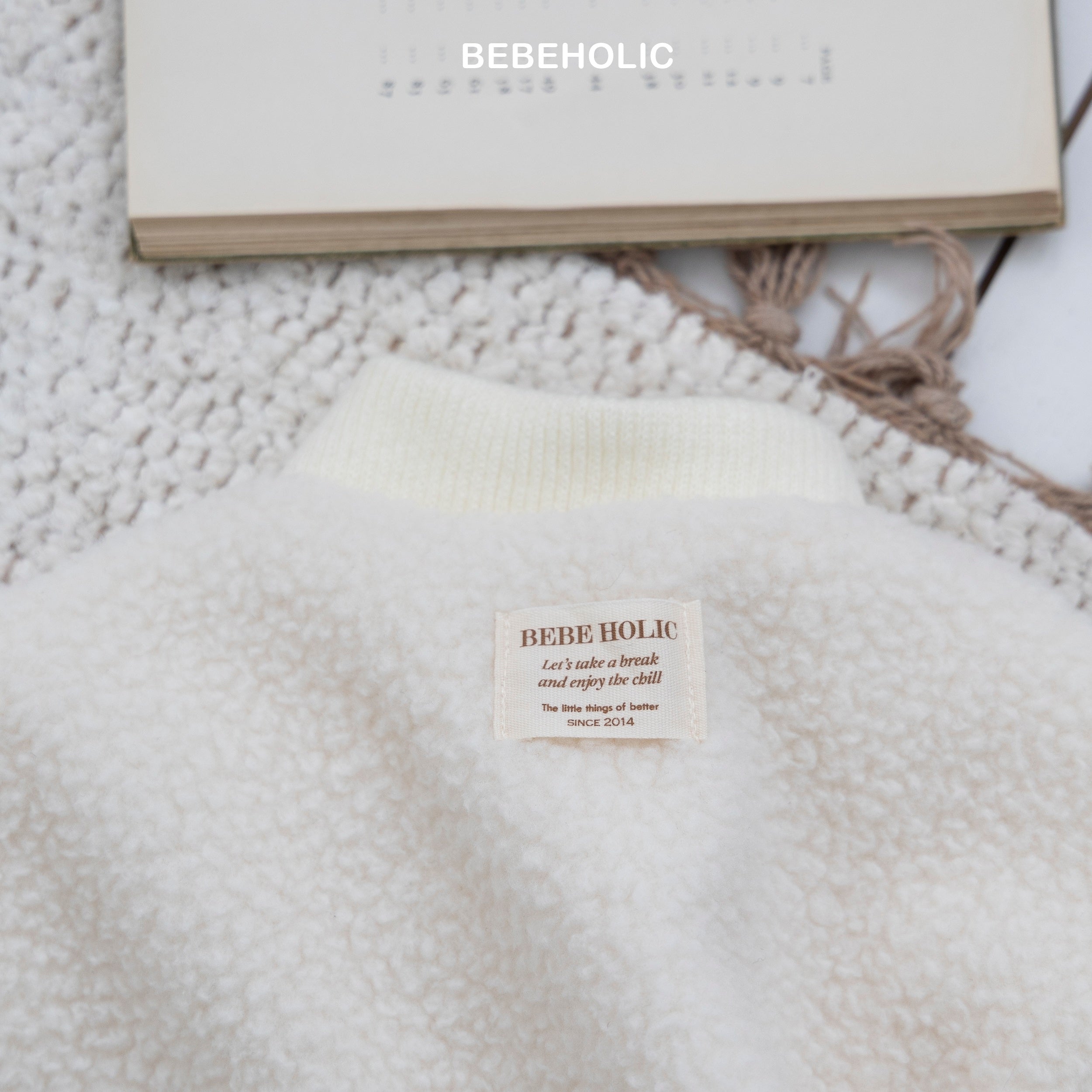 ［bebe holic］Puff warm poncho