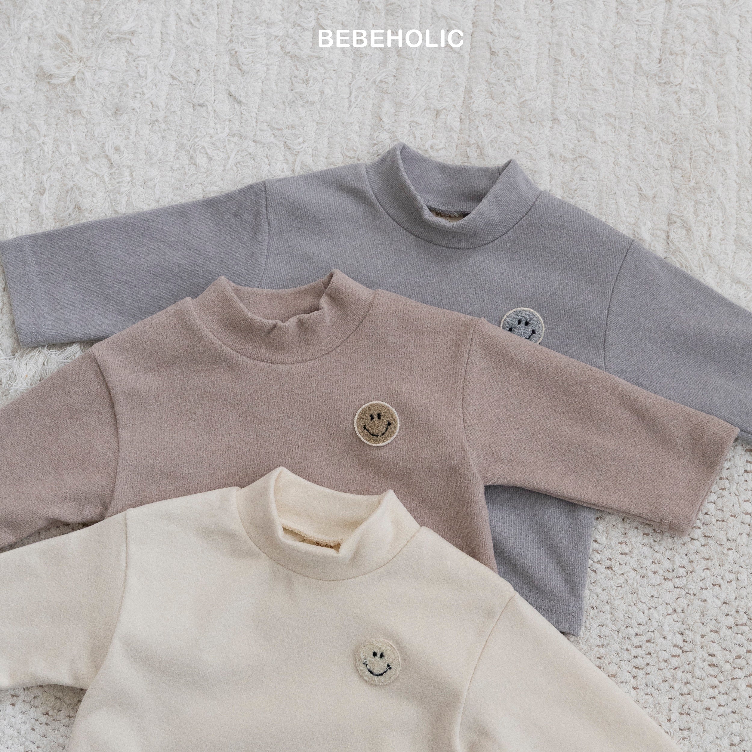 ［bebe holic］Smile halfneck tops