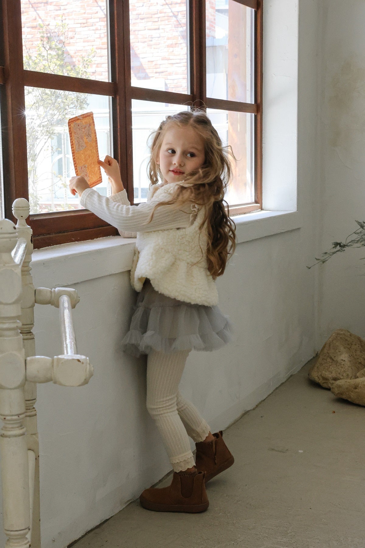 [FLO] Lemonde frill rib tops