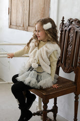 [FLO] Pompom fur vest