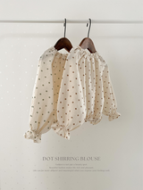 Dot shirring blouse