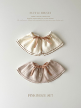 Ruffle bib set