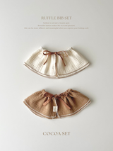 Ruffle bib set