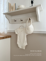 Hellen flower bib