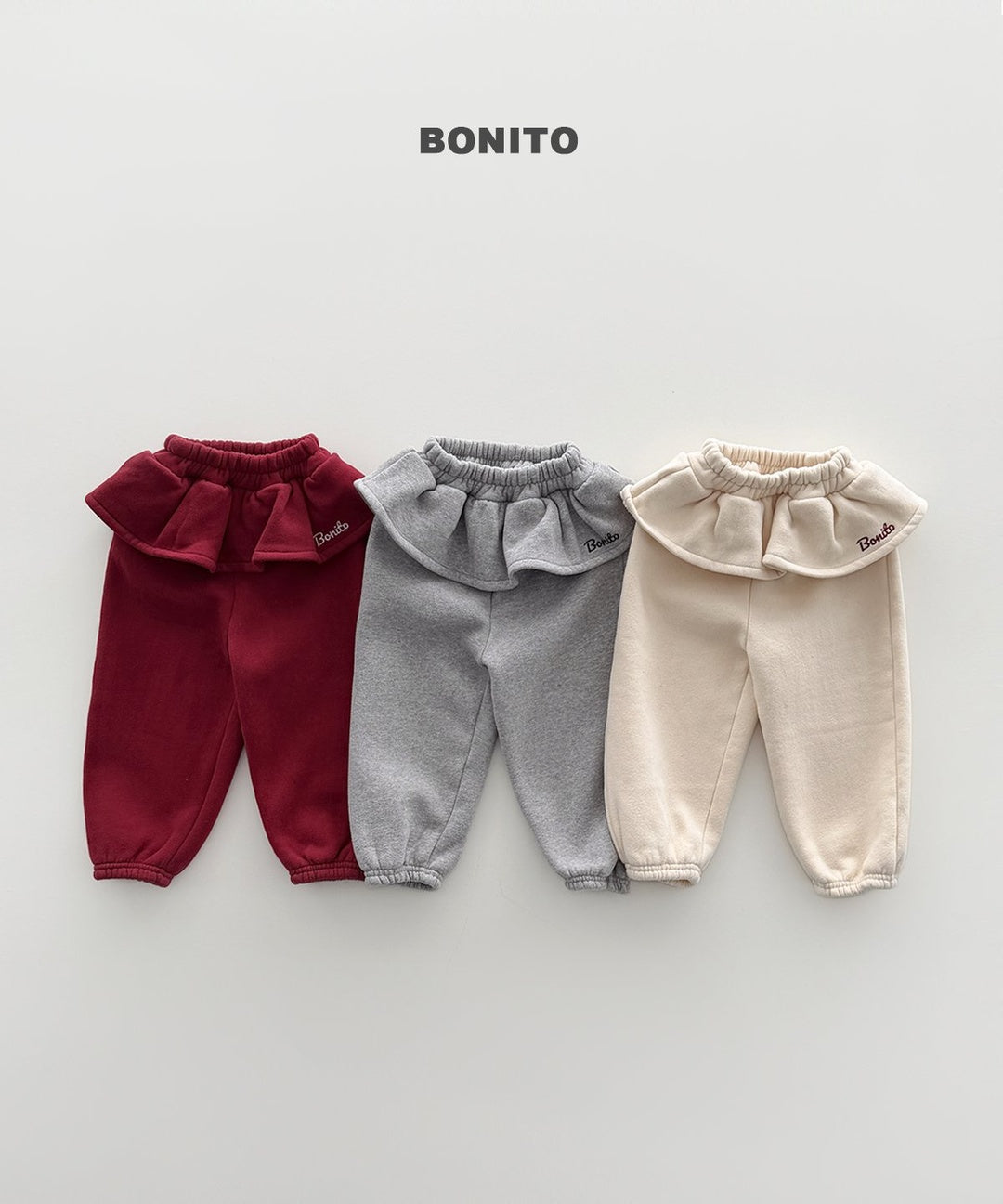 [BONITO] Frill embroidered jogger pants